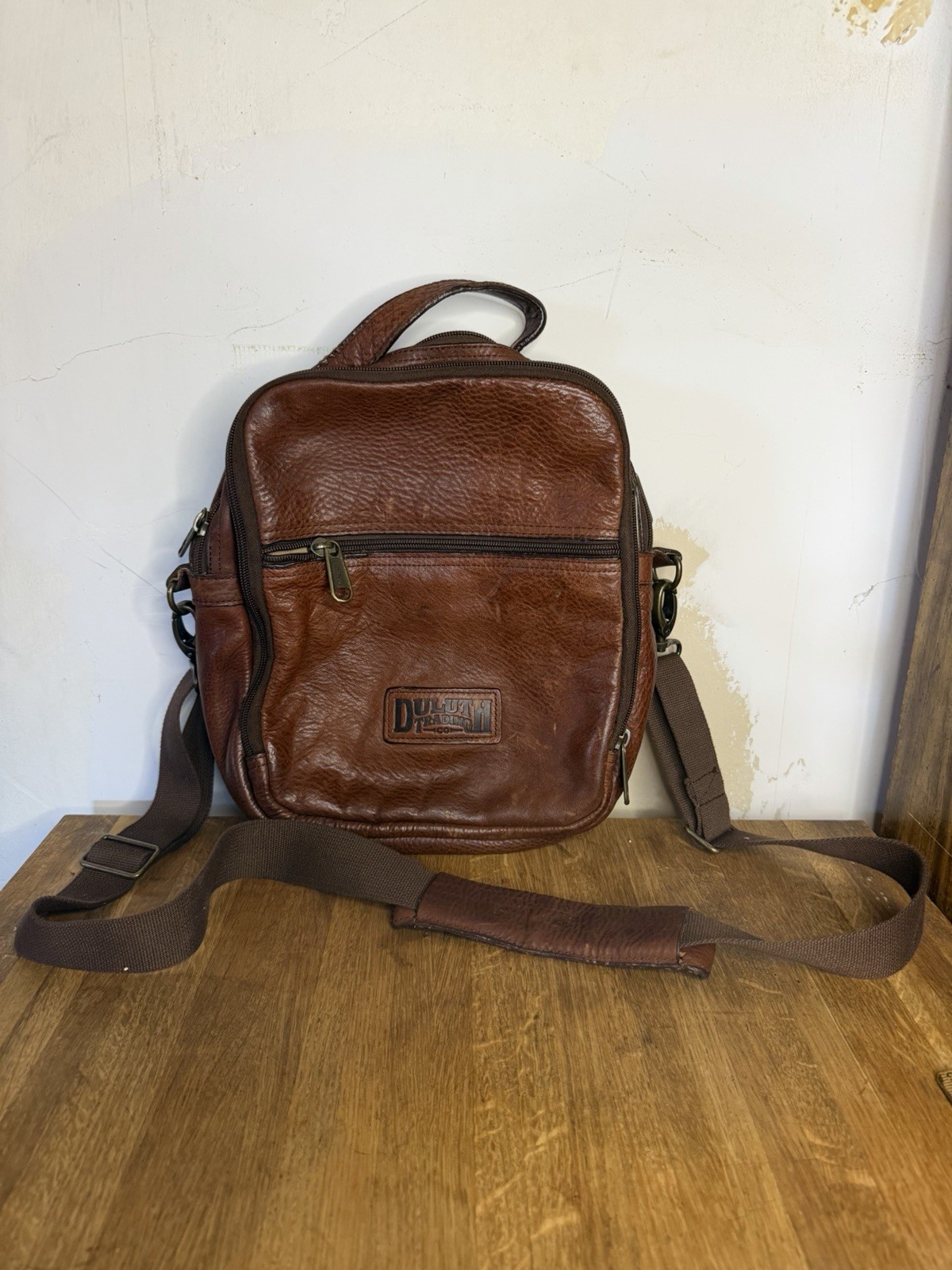 Duluth Trading Co Lifetime Brown Leather Classic Satchel Crossbody Bag Unisex