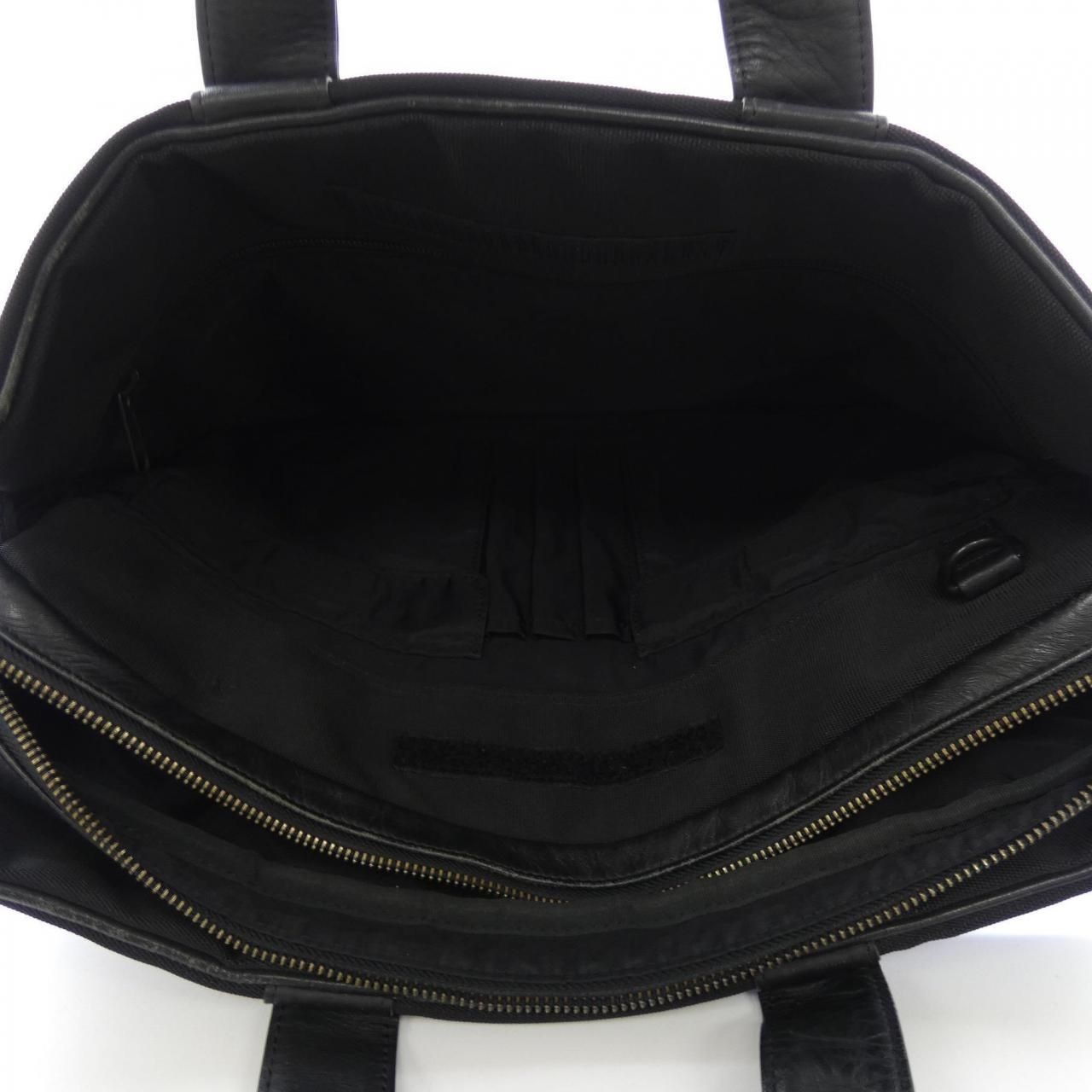Authentic ポーター メンズレザーショルダーバッグ ブラック 41cm x 29cm x 9cm傷汚れあり