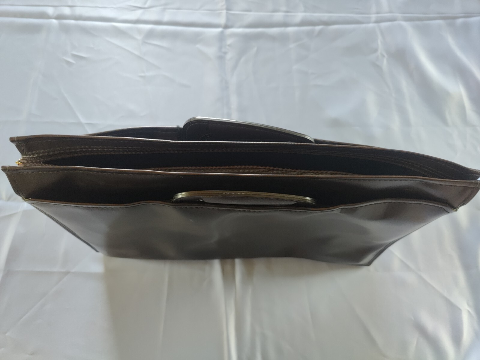 NEW Heritage Chocolate Brown Faux Leather Portfolio Briefcase 16” – No strap