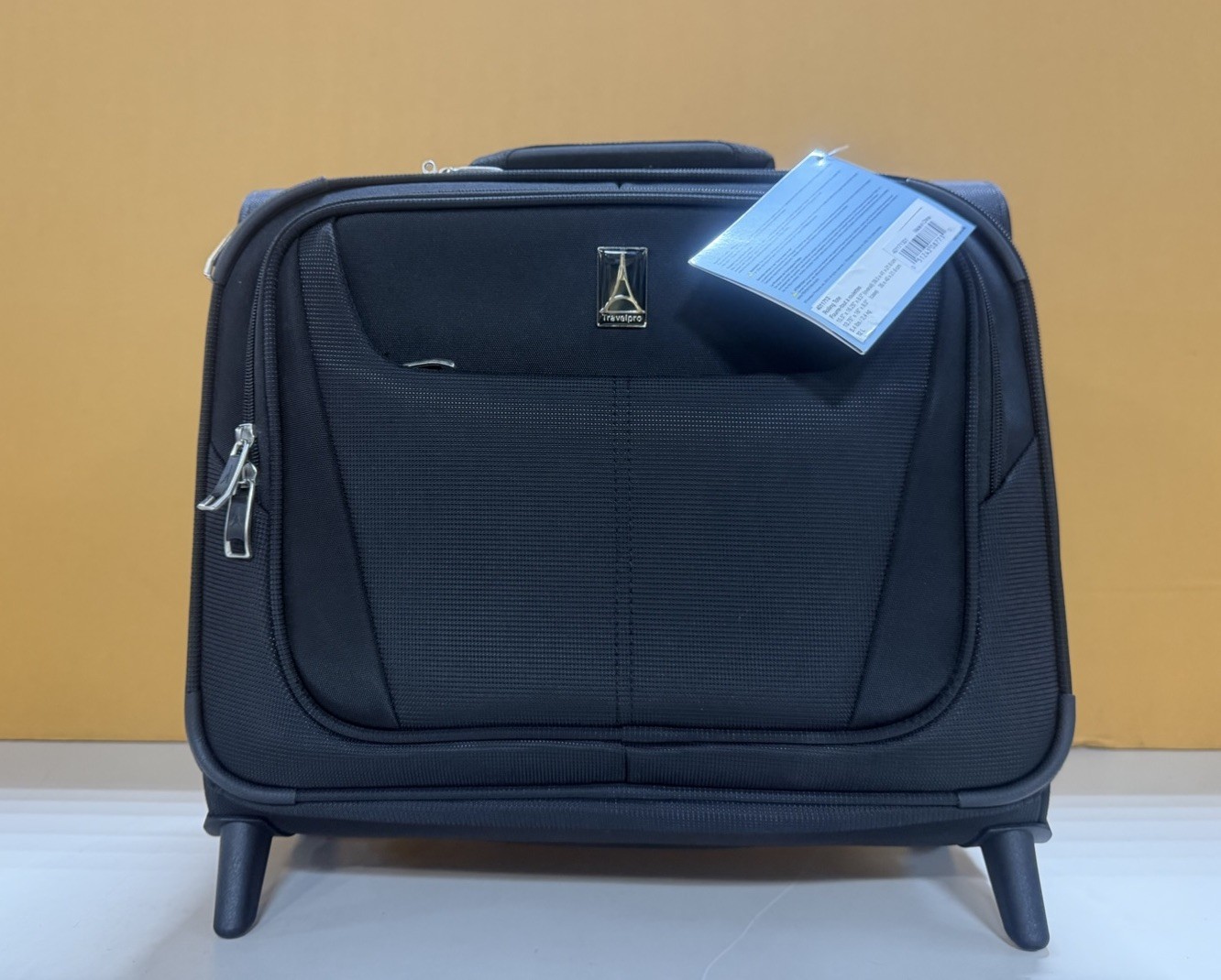 Travelpro Maxlite 5 Softside Upright 2 Wheel Bag, Black 16 Inch U28