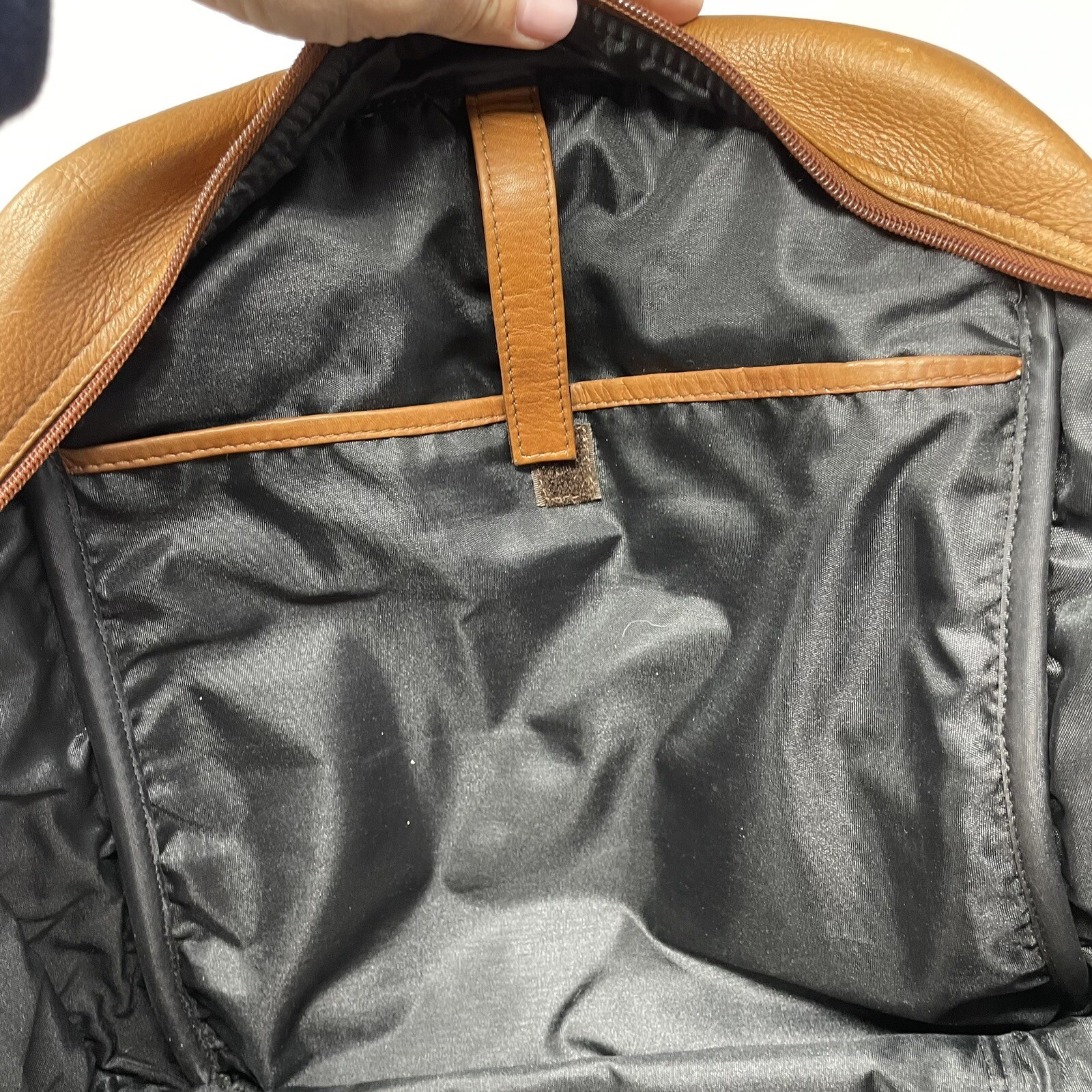 Le Donne Adjustable Leather Work Bag Messenger Backpack Laptop Brown Caramel