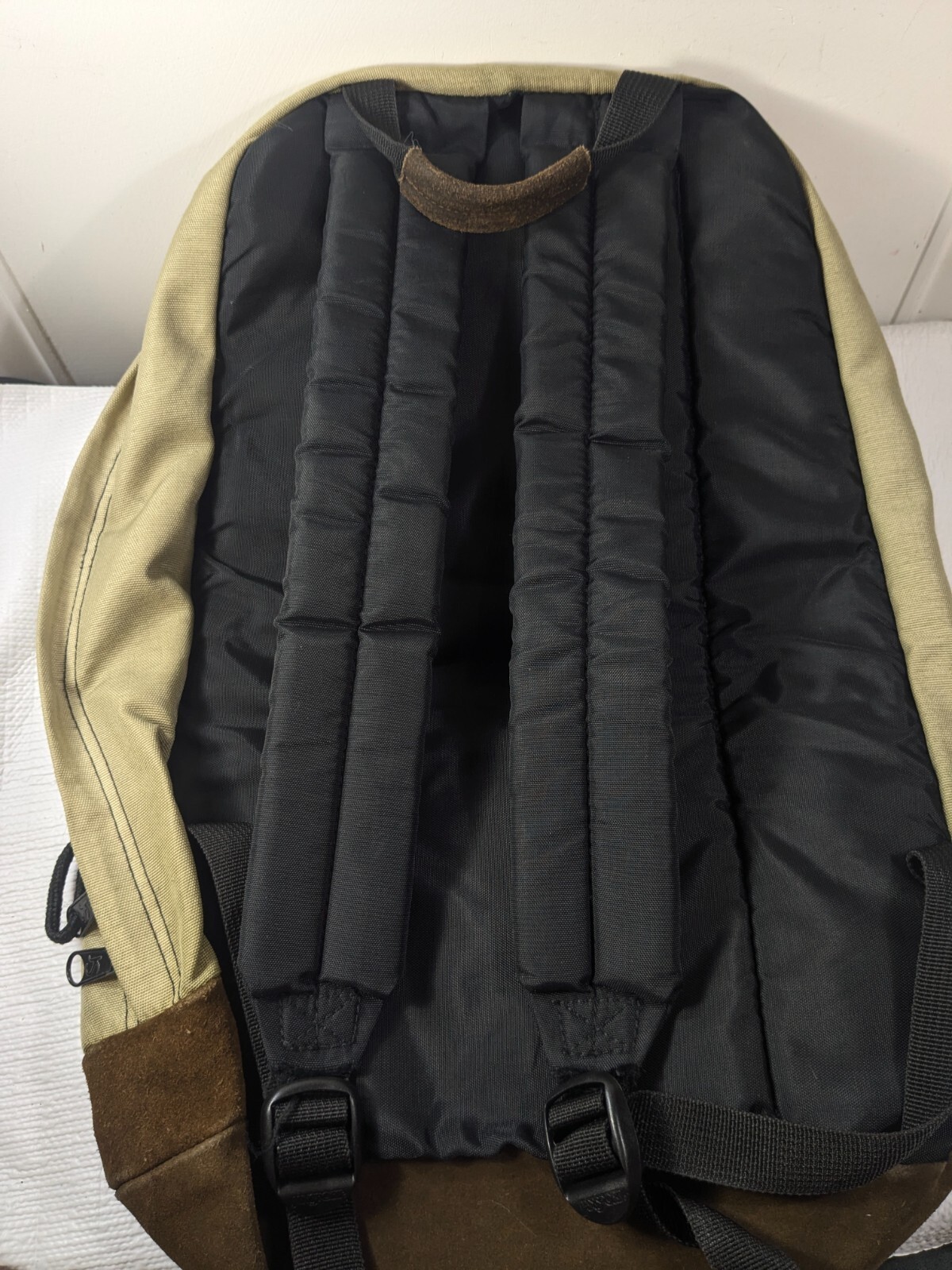 Vintage Jansport backpack suede leather bottom tan brow black mesh front Mexico