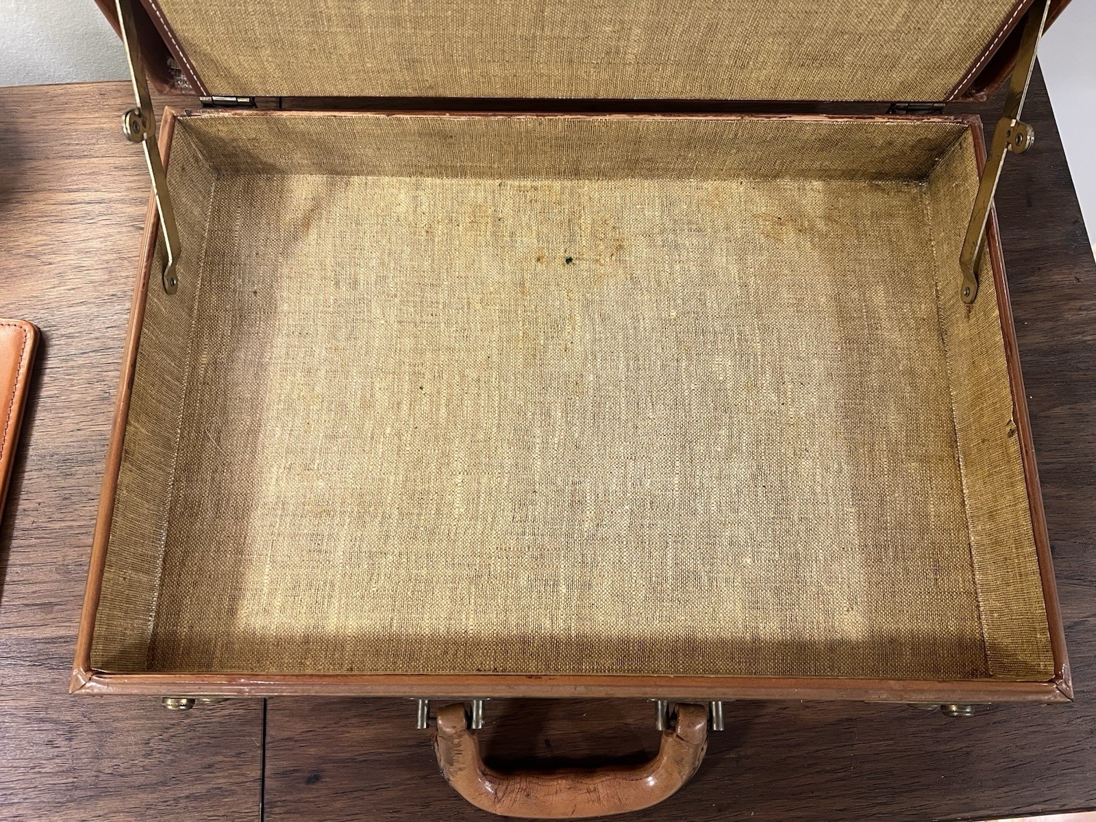 VTG Top Grain Cowhide #202 Hard File Folder Briefcase RARE Attaché with Patina