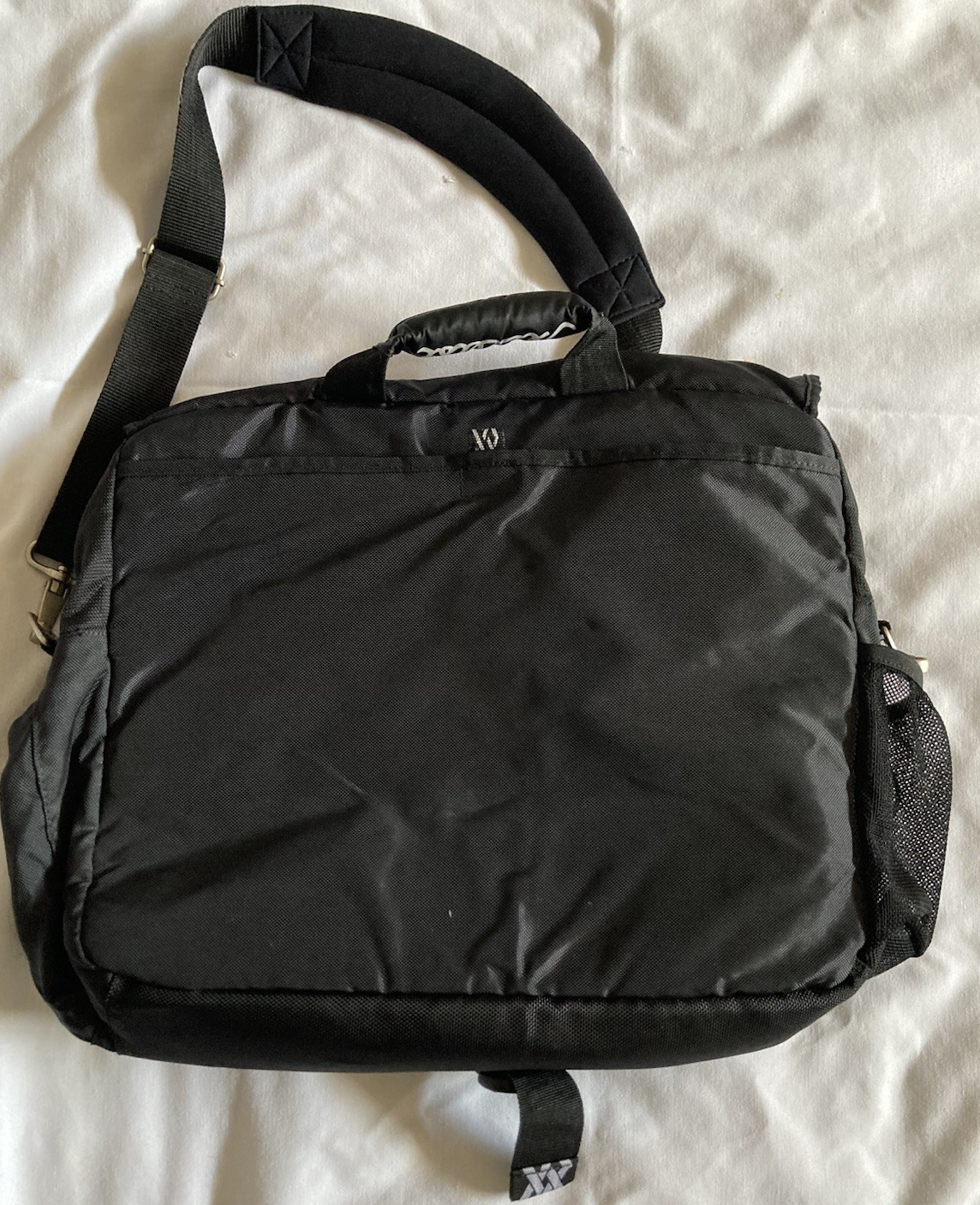 Titleist Golf Black Computer Messenger crossover Bag Carry On w/ Shoulder Strap