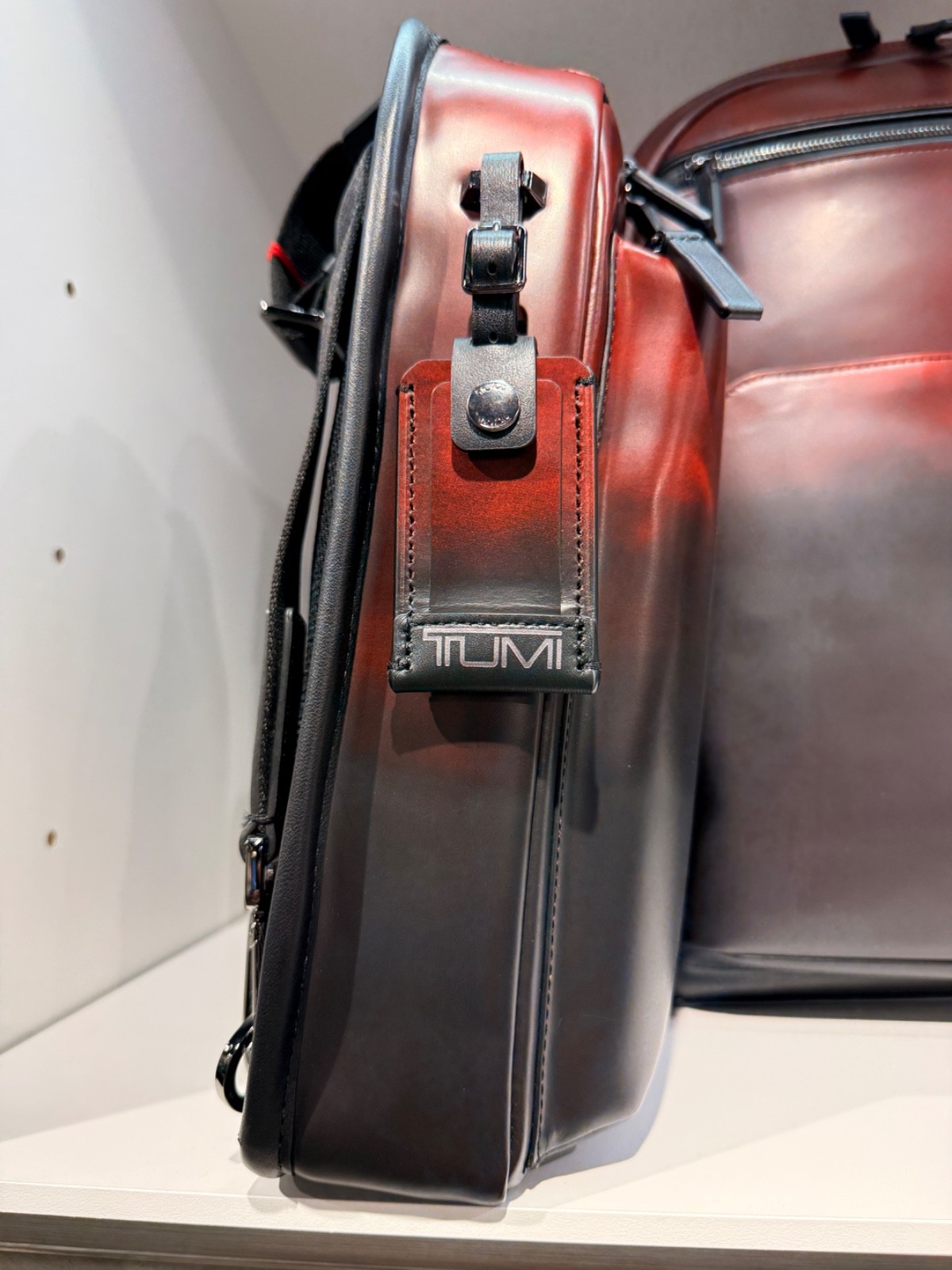 NEW Tumi Harrison GREGORY Leather Sling Crossbody Bag – BURNISHED WINE OMBRE