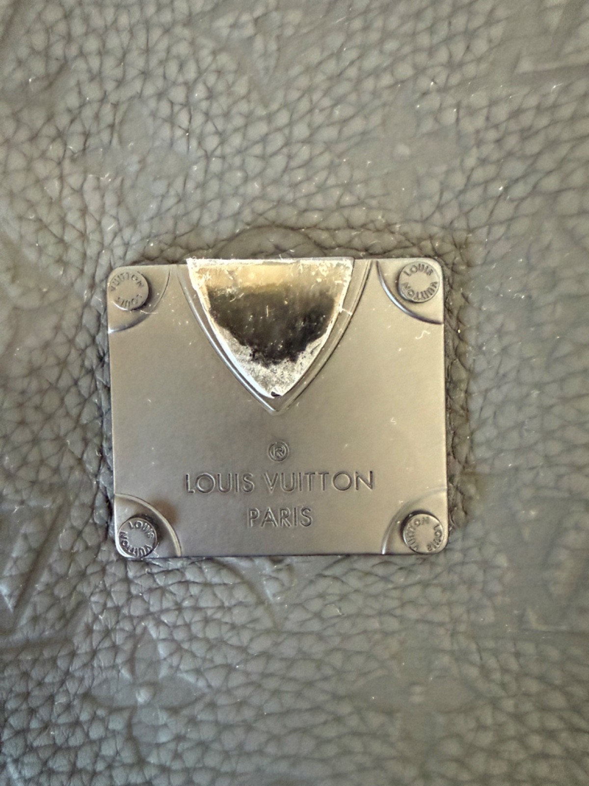 Louis Vuitton S-Lock Vertical Wearable Wallet Side Bag – Taurillon Monogram