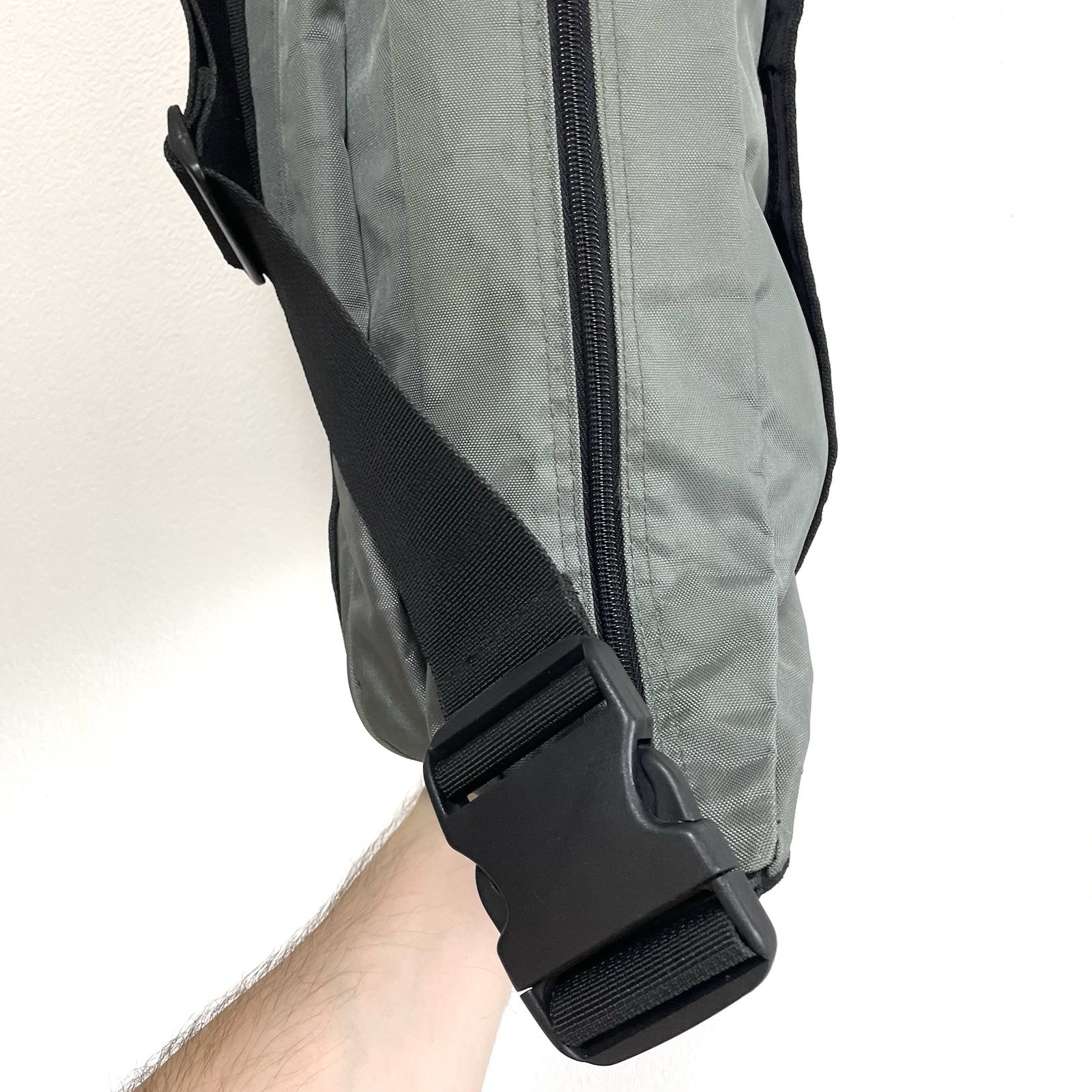 Vintage Gap Messenger Shoulder Bag Crossbody Sling Nylon Olive Green Y2K 90s 00s