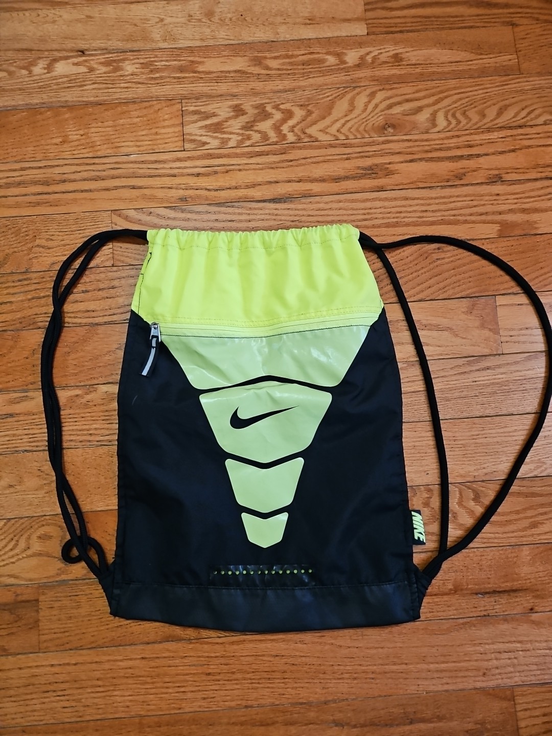 Nike Brasilia Training Gymsack, Black And Yellow Drawstring Bag