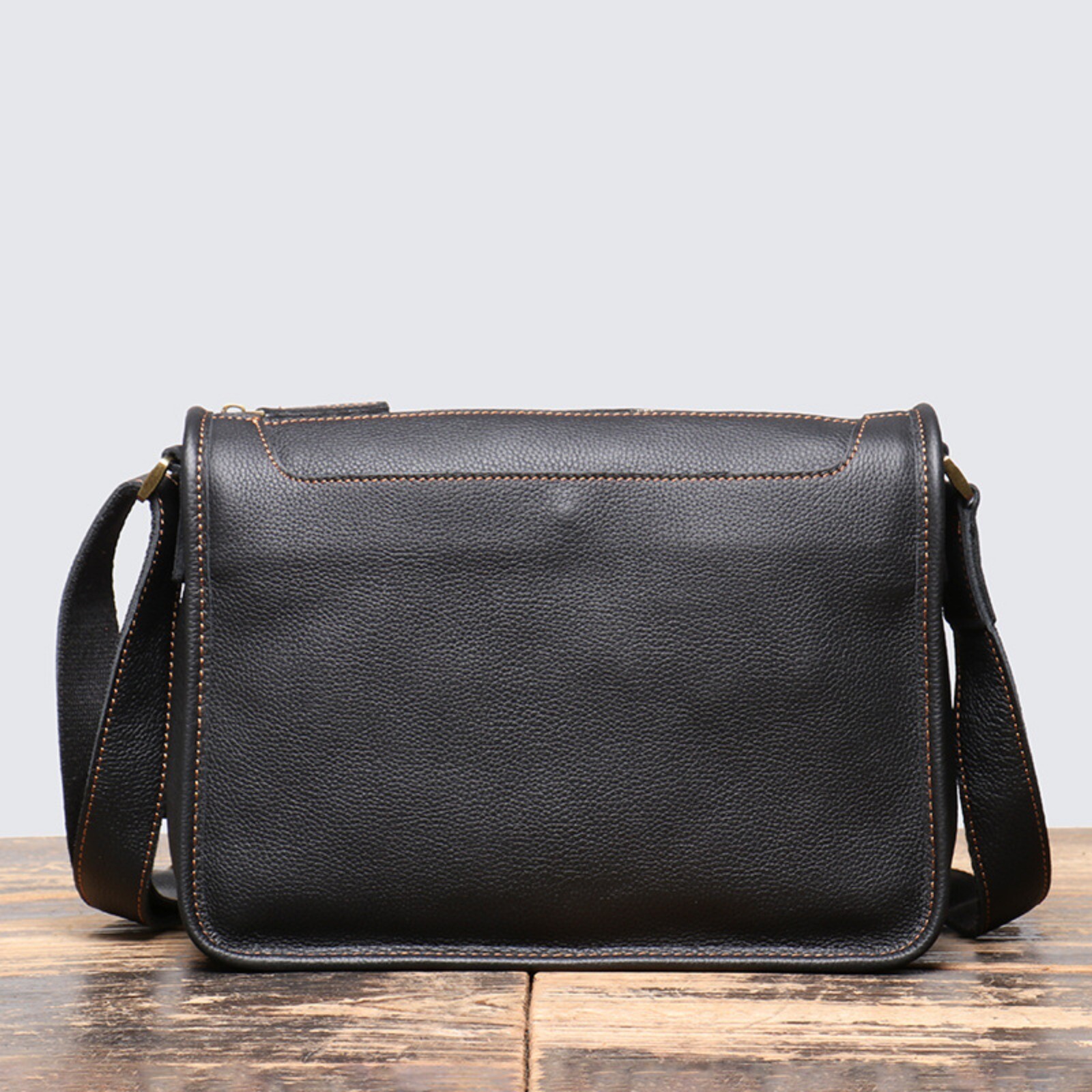 Men’s Leather Shoulder Bag Crossbody Messenger Bag Large Capacity Everyday Use