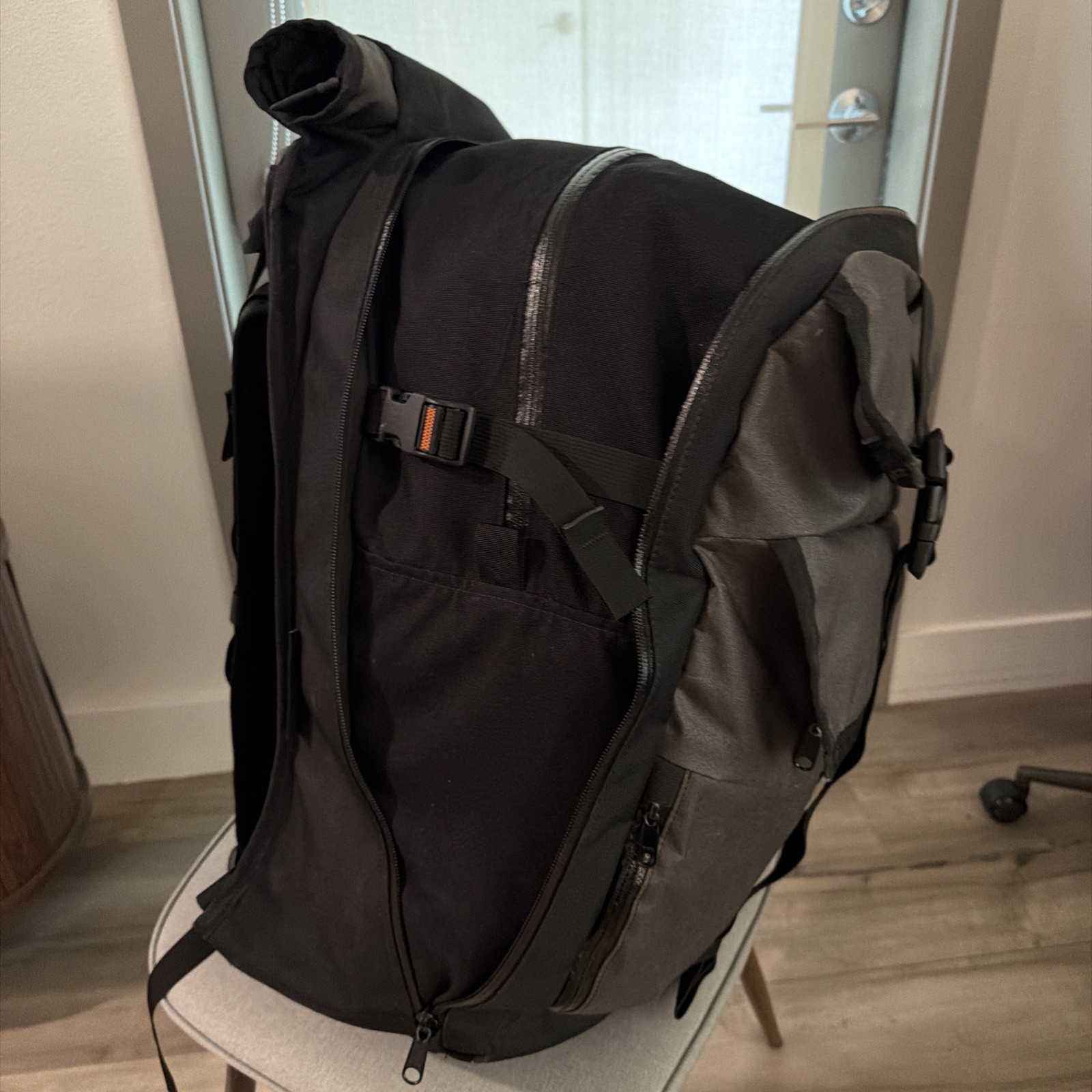 Mission Workshop Vandal 29L-65L Expandable Cargo Backpack Charcoal grey