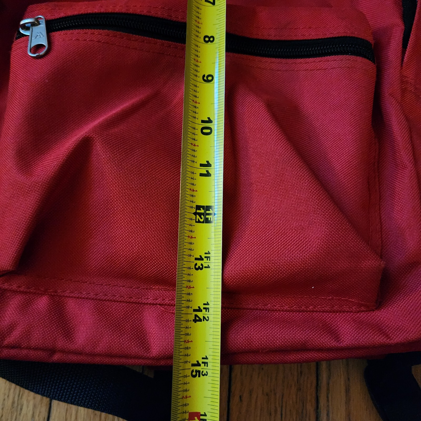 Everest Luggage Basic Backpack Red Medium School Book Bag