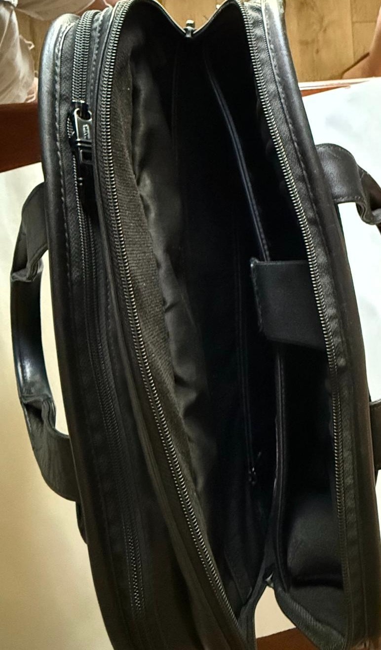 96531DH Tumi Alpha 2 T-Pass Organizer Briefcase in Black Napa Leather Laptop Bag