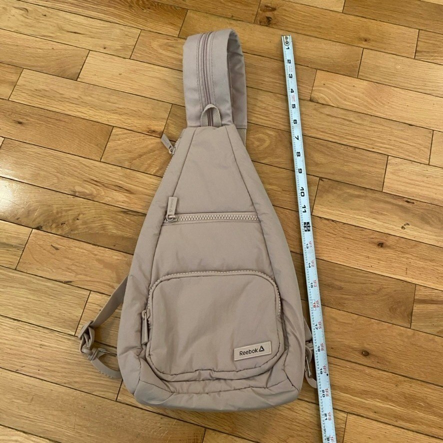 Reebok Sling Backpack Mauve Lavender Crossbody Sport Bag Adjustable Strap 19in