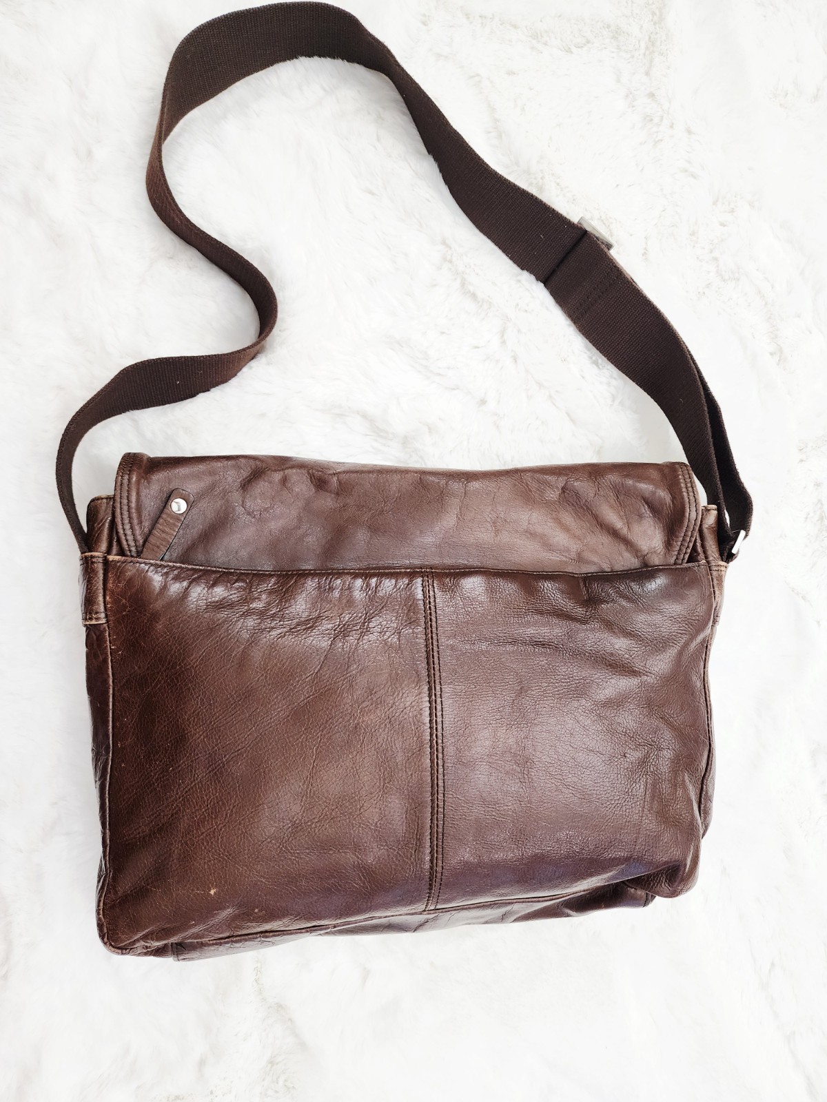 Kenneth Cole Reaction Dark Brown Genuine Leather Messenger Briefcase Crossbody