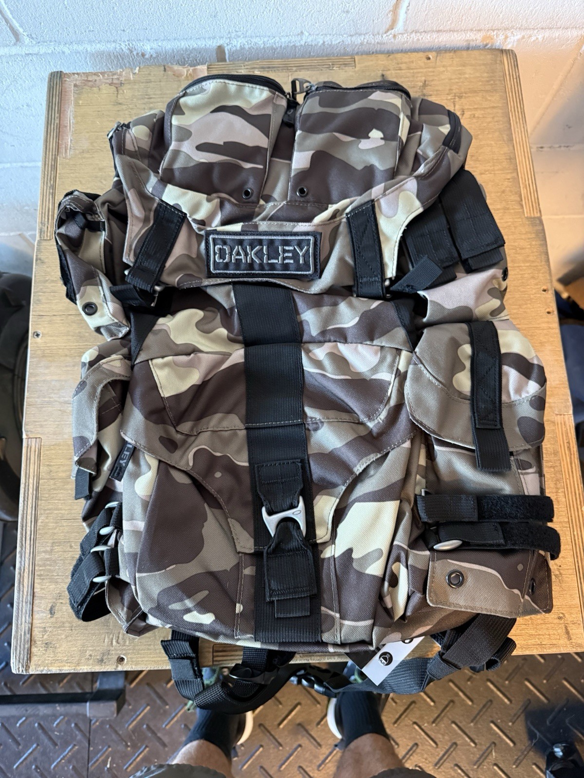 Oakley Mechanism Pack Herb Camo Edition Tactical AP