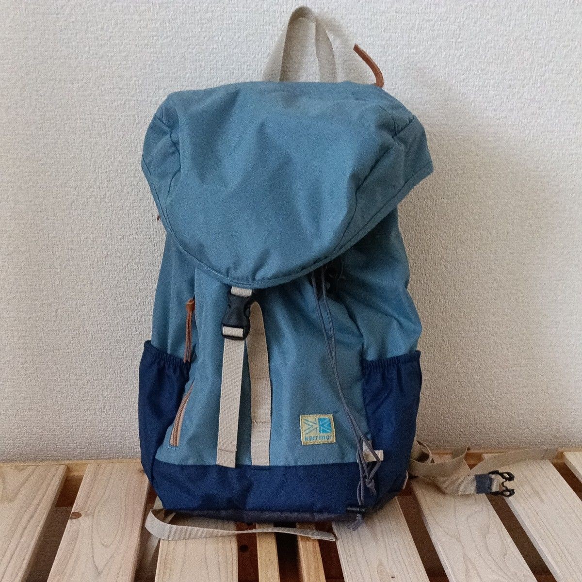Karrimor Daypack 20L Blue Navy Backpack Travel Hiking Commute Multi-Pocket Used