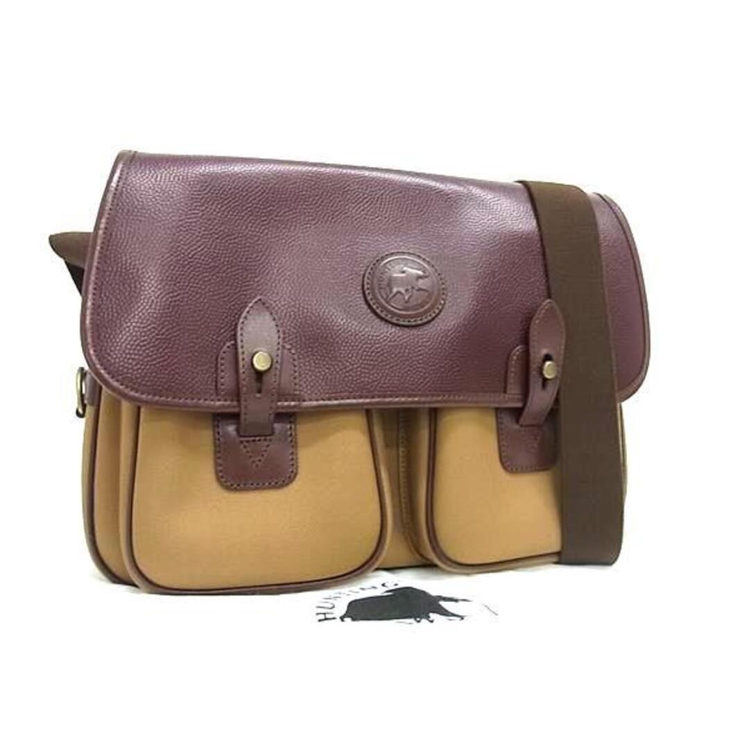HUNTING WORLD Men’s Messenger Carryall Shoulder Bag in Khaki and Bordeaux