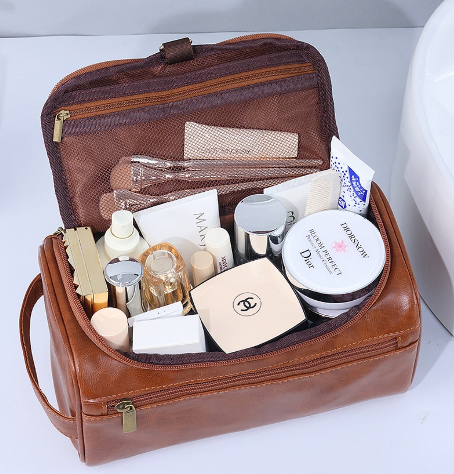 Leather Toiletry Bag for Men Women Dopp Kit Mens Hanging Toiletry Bag Travel