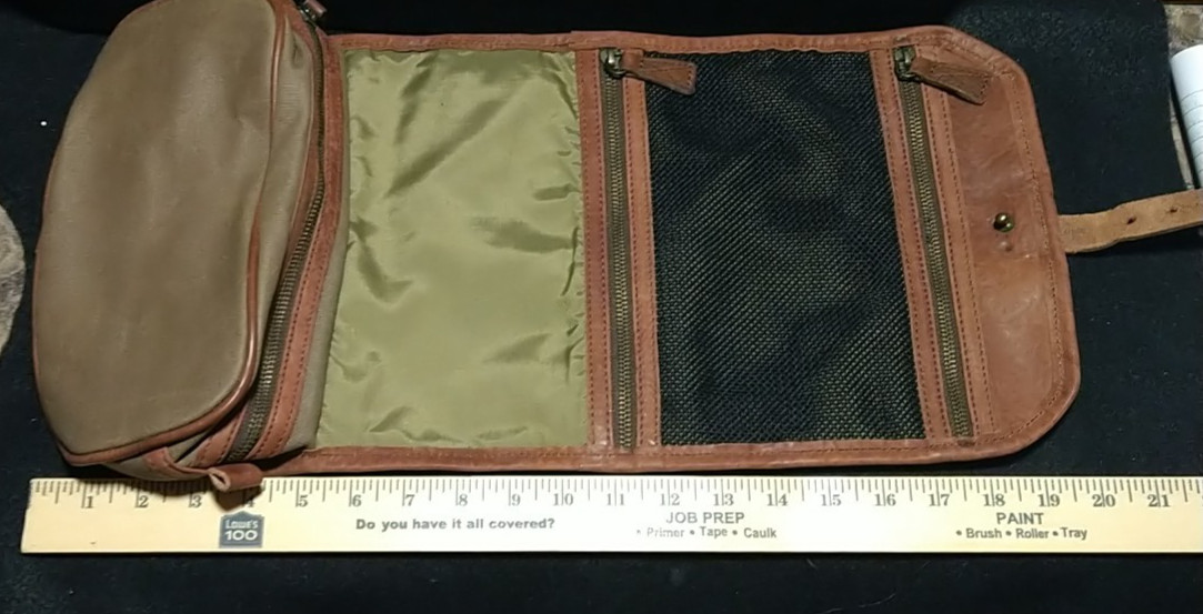 Buffalo Jackson Dakota Dopp Roll Up Waxed Canvas Toiletry Organizer Portable