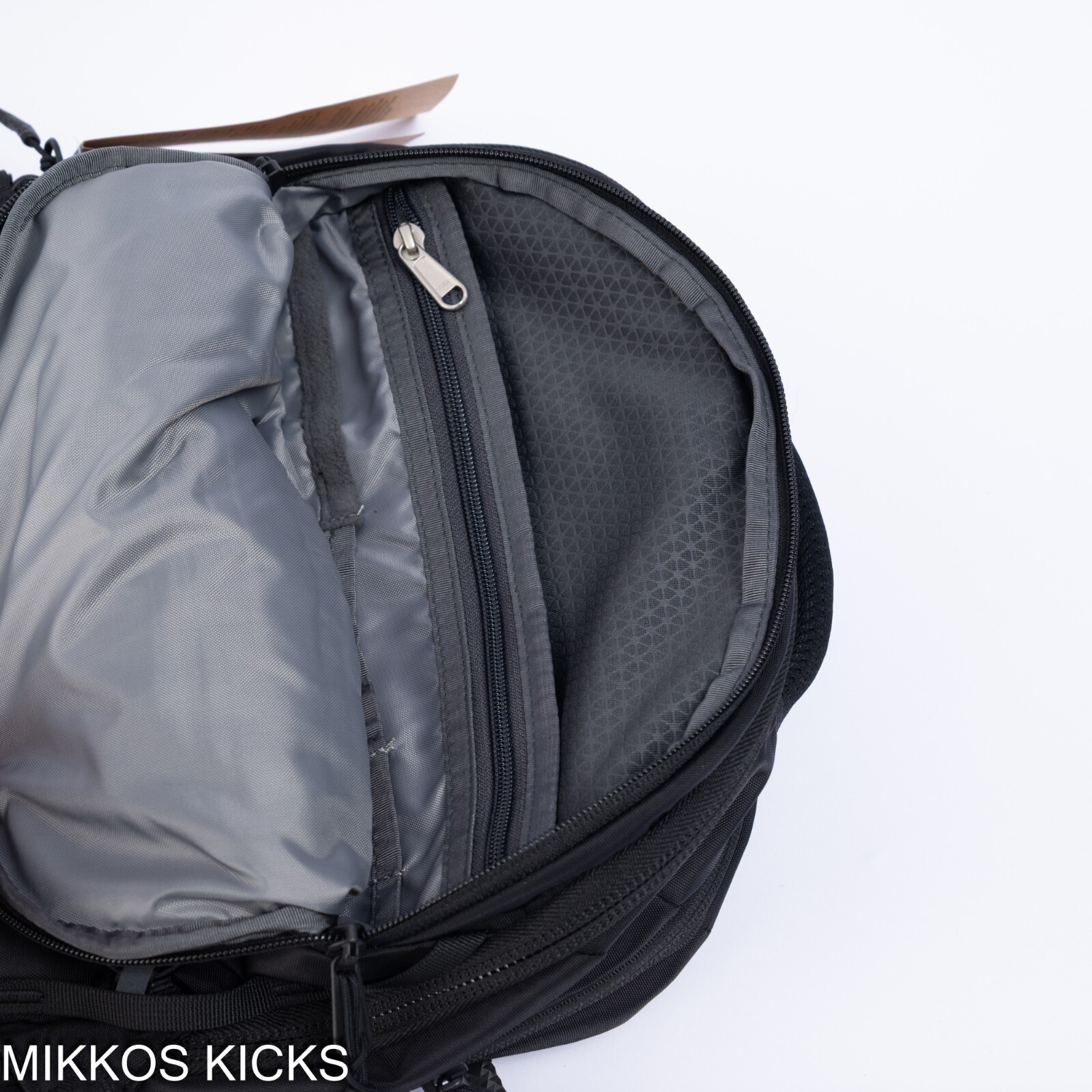 THE NORTH FACE Unisex Borealis Commuter Laptop Backpack Black 28 Liter