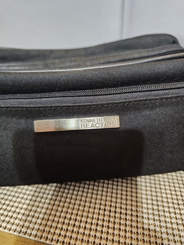 Kenneth Cole Reaction Black Canvas Faux Leather Travel Toiletry Bag. 12×6.5×4.5″