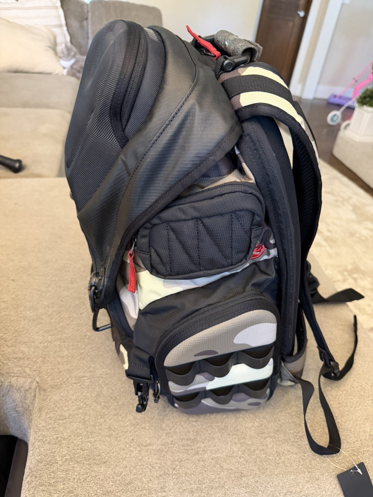 🆕 Oakley Tactical Field Gear Big Kitchen Sink Backpack🎒Herb Camo Red Core Pack