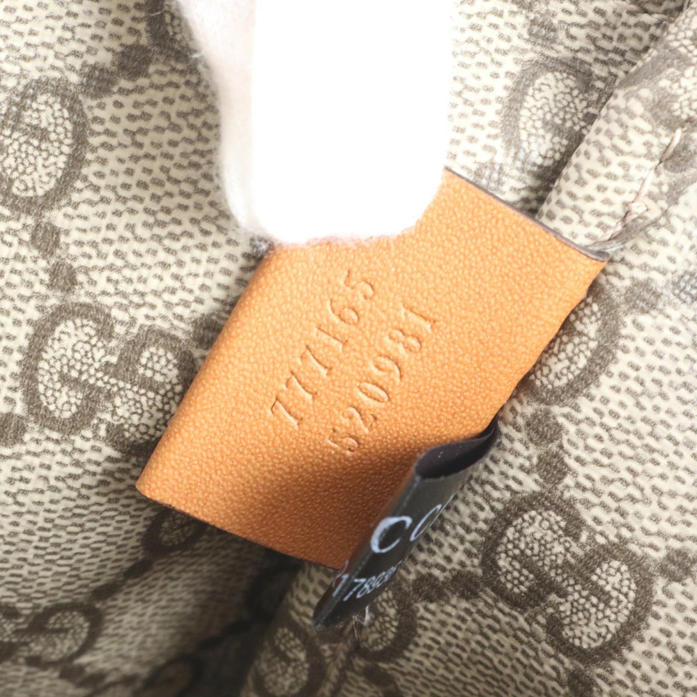 Gucci Logo Print 777165 Leather Clutch Bag Pouch Commuting Business