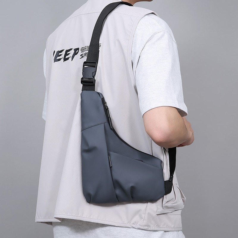Anti Theft Close Fitting Chest Bag Men’s Triangle Bag Crossbody Sports Sling Bag