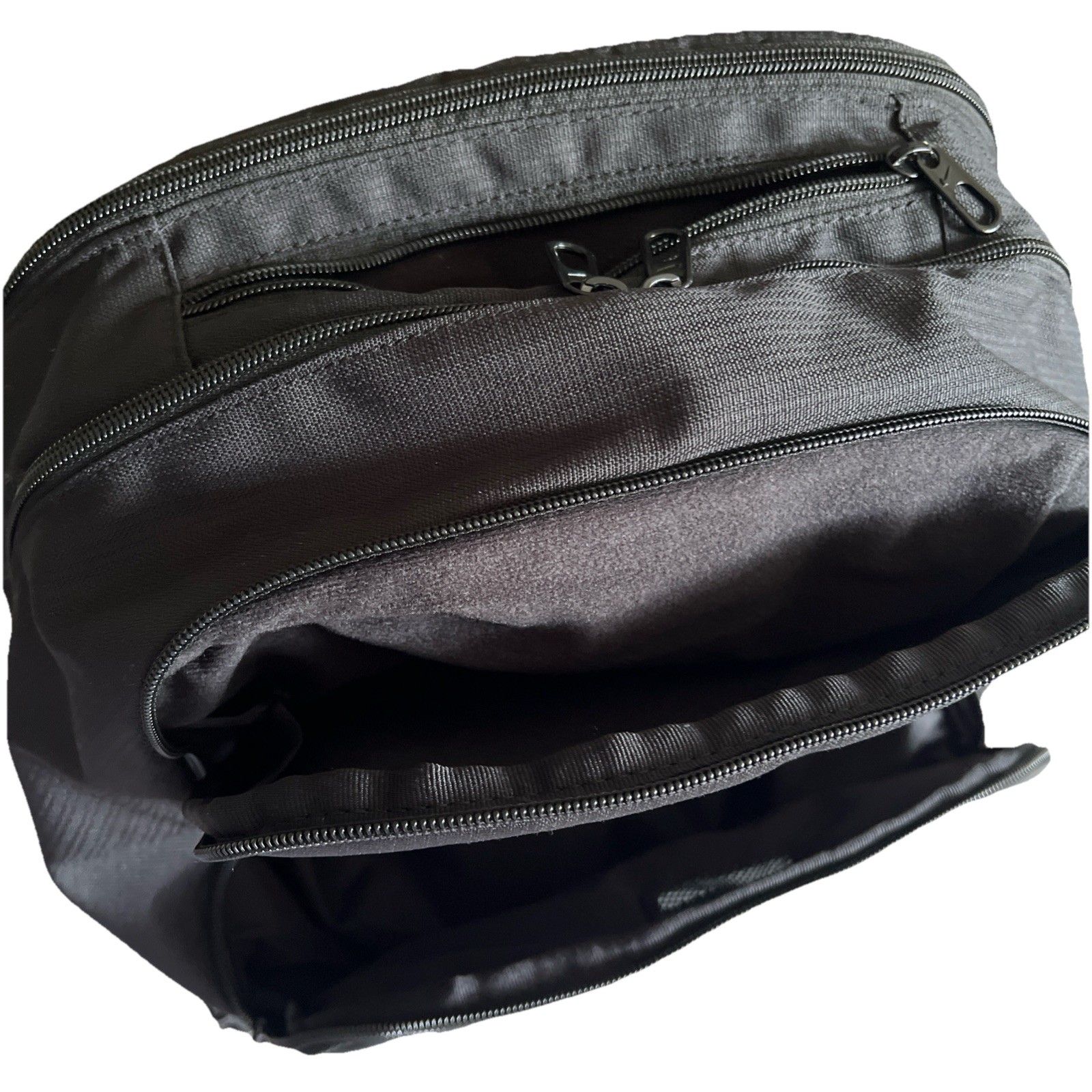 Nike Brasilia 9.5 XL Backpack Black School Gym Laptop Extra Large 30L DM3975
