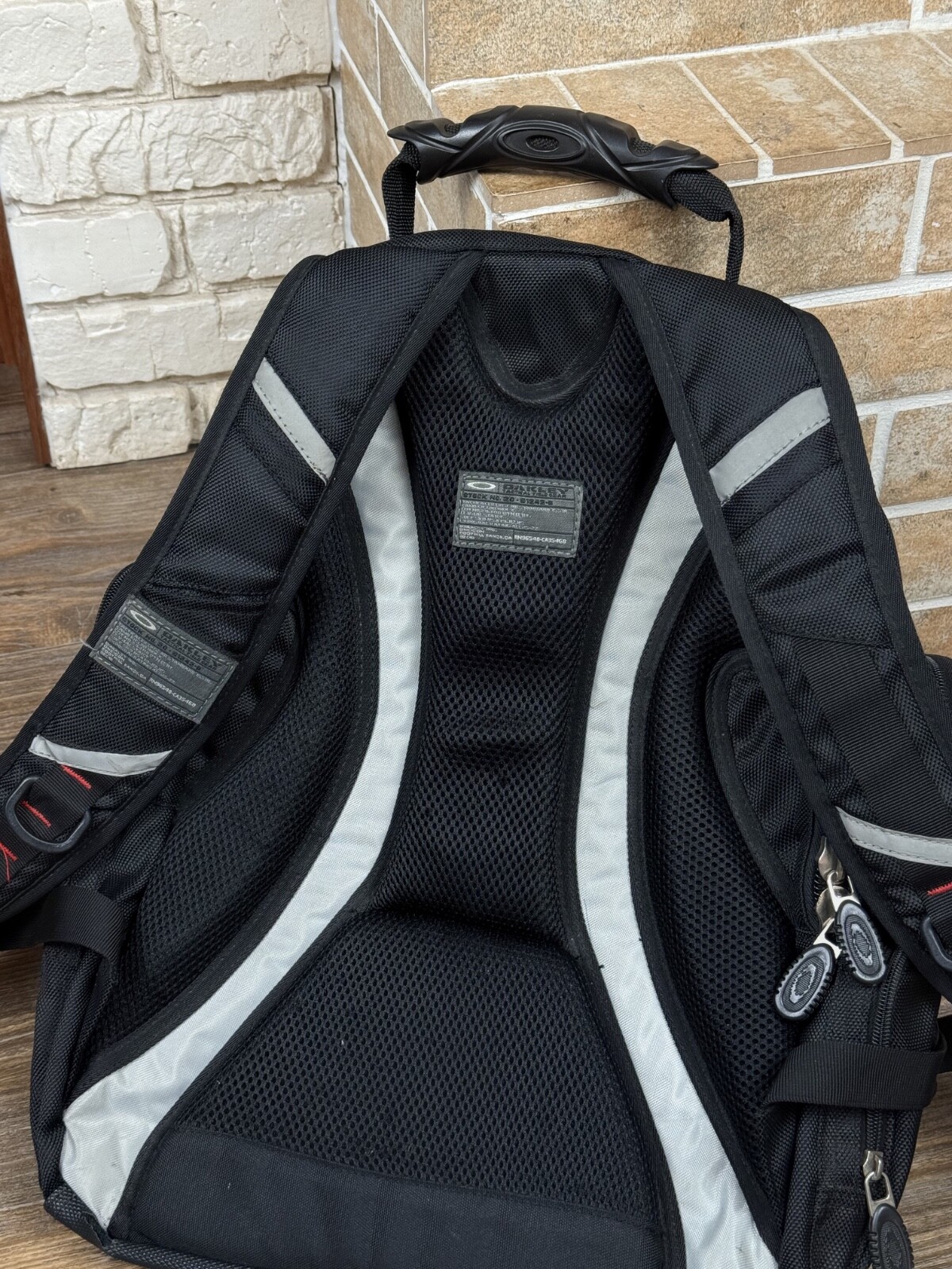 Oakley Software Vintge Black Multipocket Backpack Bag