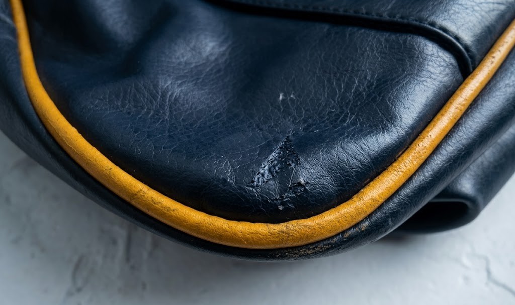 Vintage Converse Chuck Taylor All Star Duffle Bag – Navy Blue & Yellow