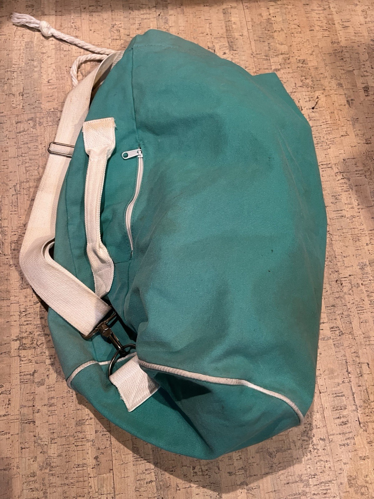 Vtg High Sierra Top Loading 23” Canvas Duffle Bag Shoulder Strap Beach Pack