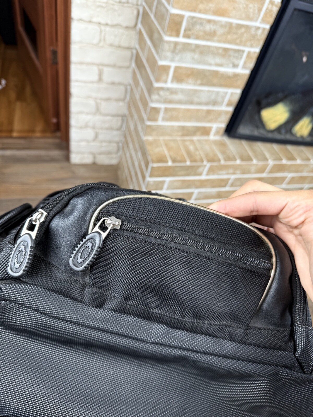 Oakley Software Vintge Black Multipocket Backpack Bag