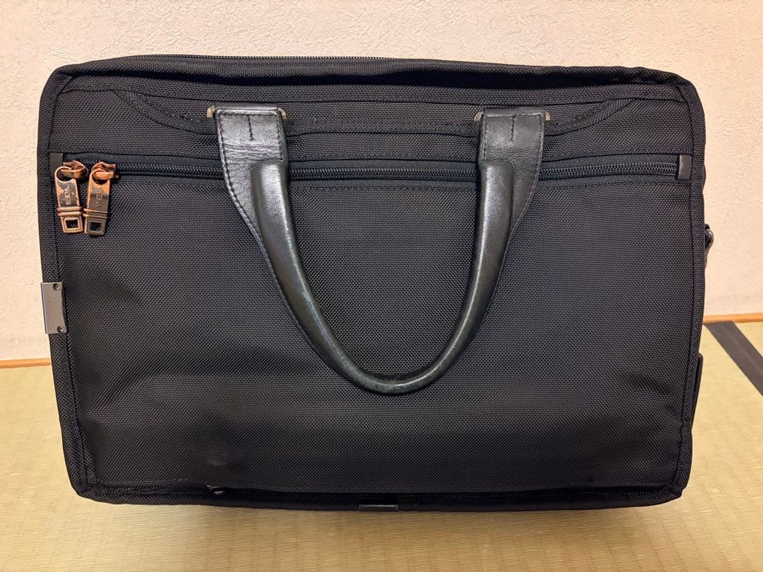 TUMI 26142D2E Business Bag