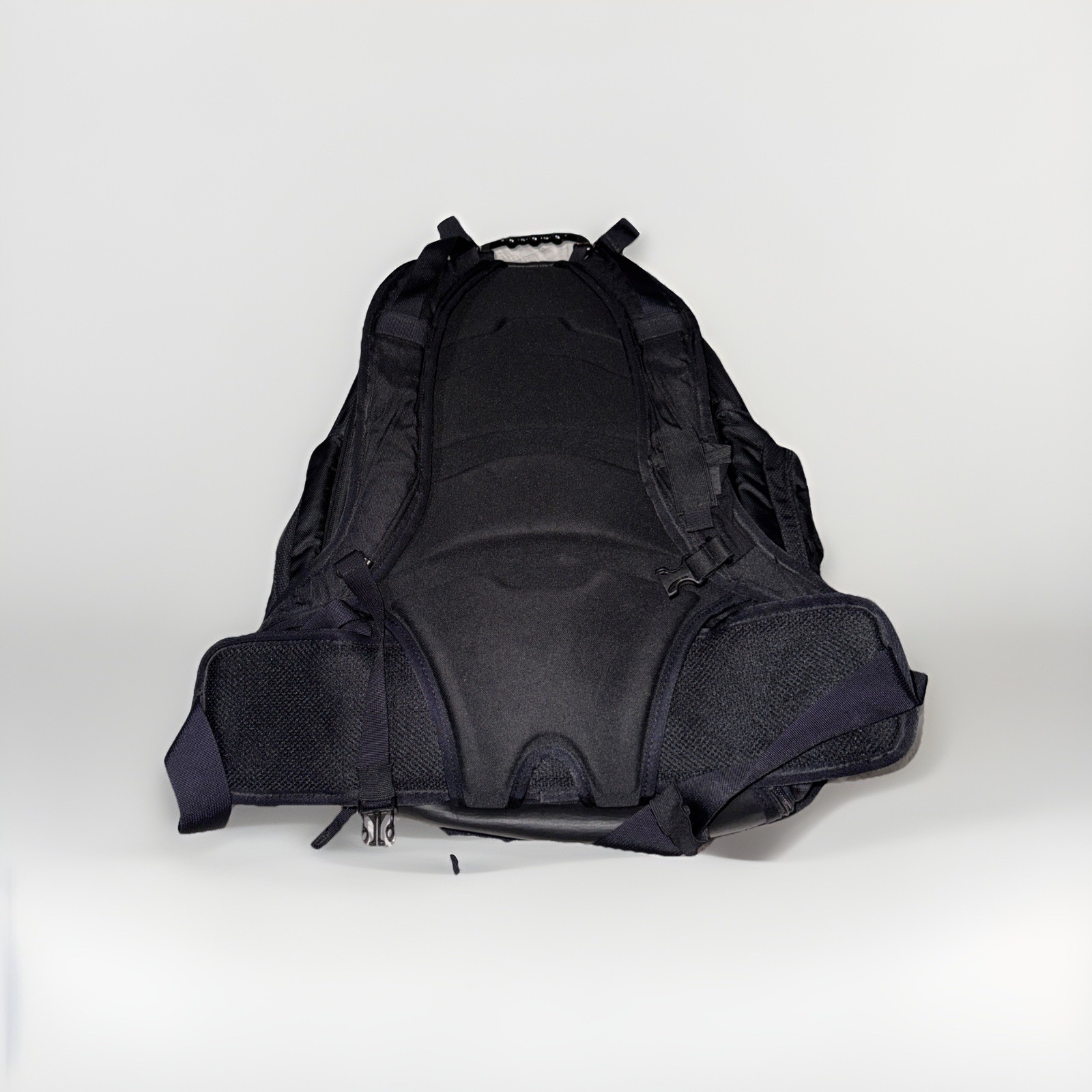 Oakley Tactical Field Gear Backpack Kitchen Sink 20-S1242-B Black
