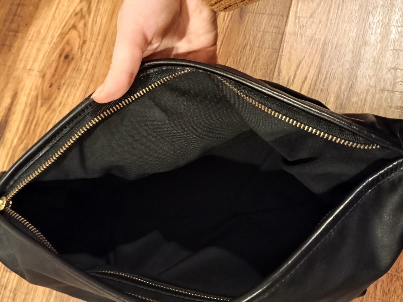 Vintage Coach 1995 Travel Kit No. 5036 Large Leather Toiletry Bag Black Zip Snap