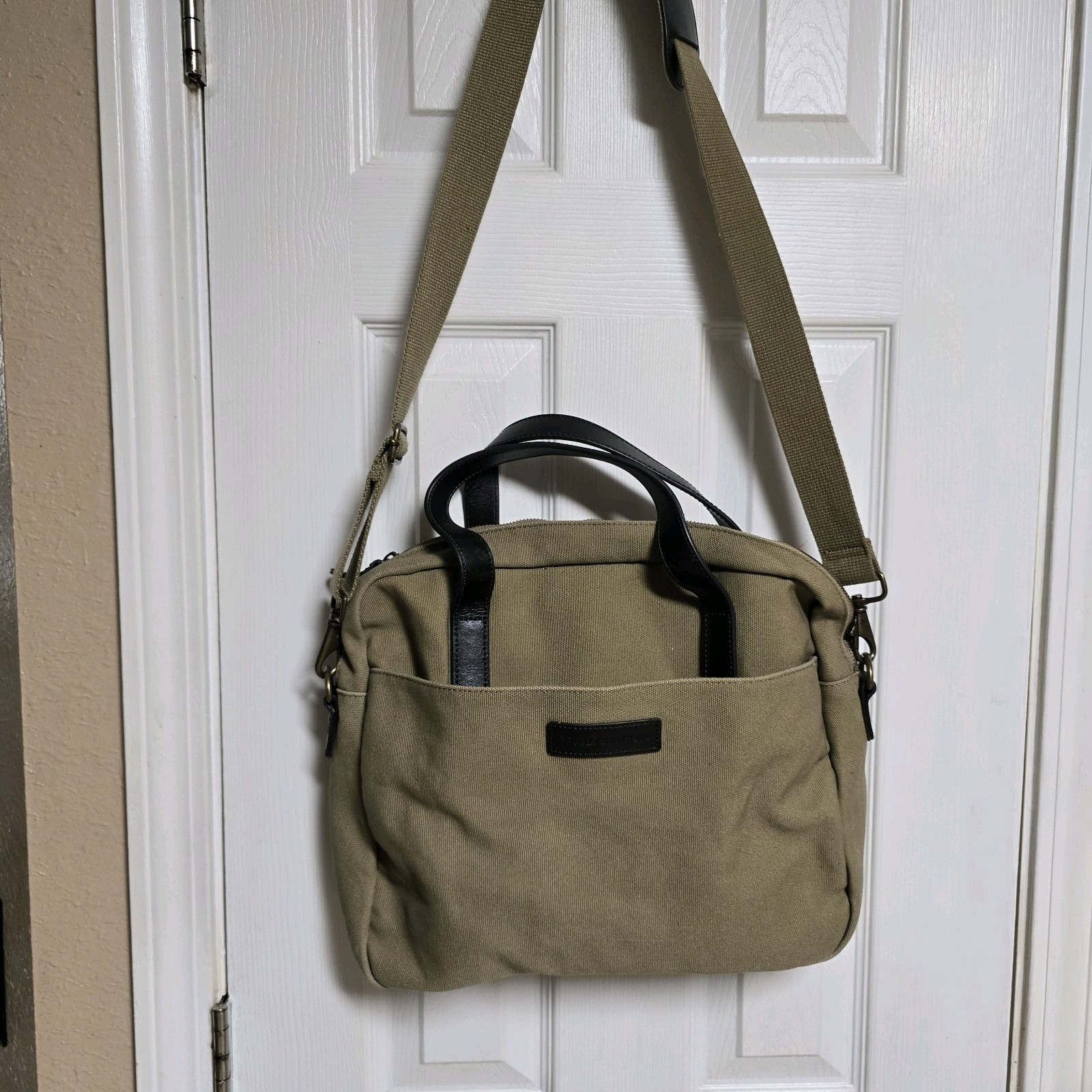 Brooks Brothers Canvas Leather Tan Shoulder Strap office / Travel Bag brown