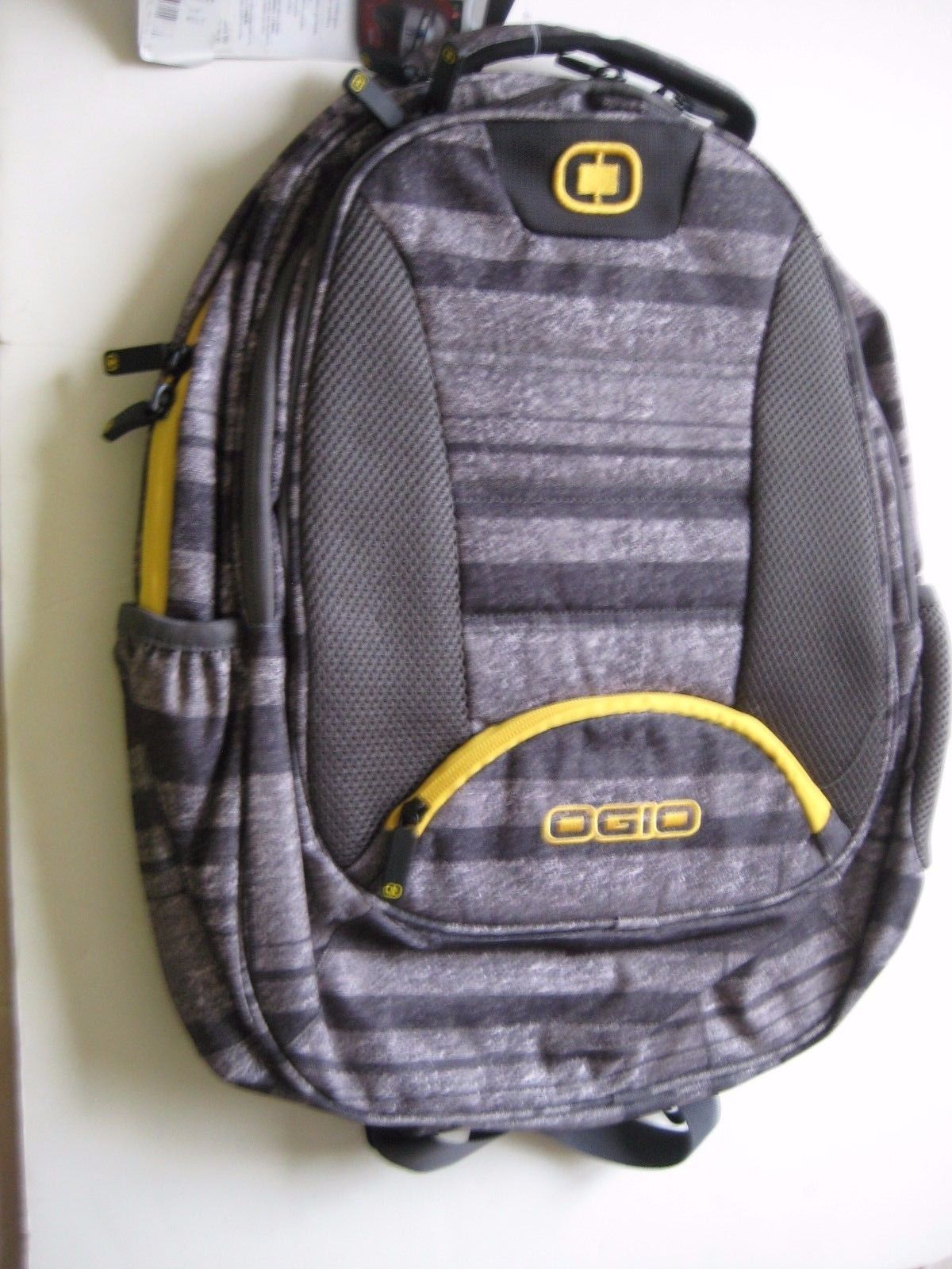OGIO 18″h X 13″w X 9″d 1.8 Lbs Laptop Sleeve Multi-Color Backpack $84.99