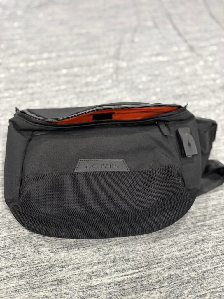 Alpaka Bravo X Sling V2 -Color: Black | X-Pac VX42 *Used*