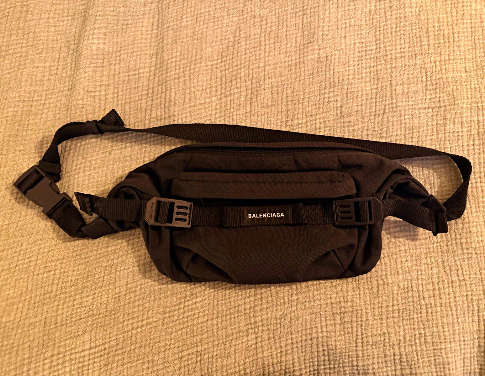Balenciaga Black army belt pack large