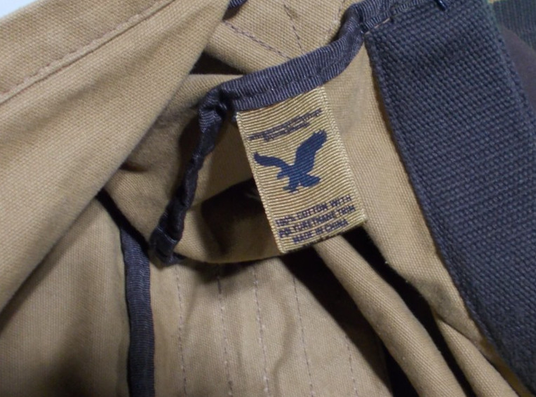 American Eagle Outfitters Finest Quality Khaki Canvas Messenger Bag NWOT