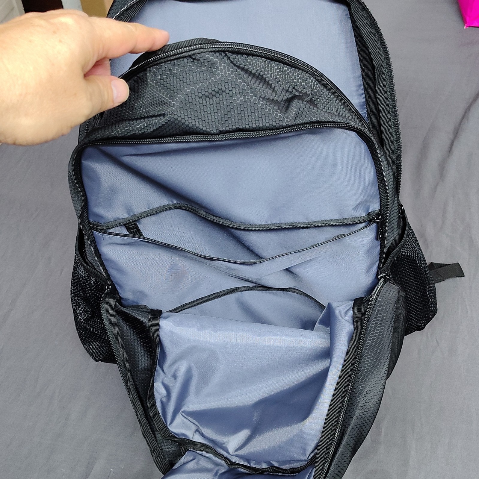 NWT adidas Black/White Men’s Backpack Zip Solid Padded Bottle Pocket Inner/Outer