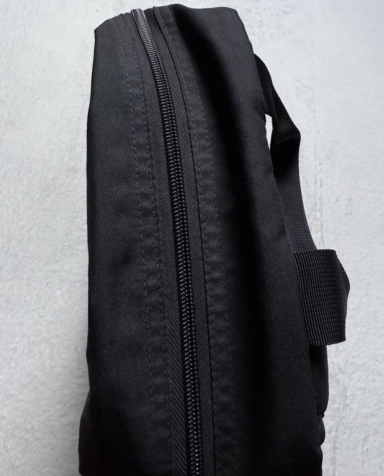 Filson Surveyor 25L Backpack Black Lightweight Weather Resistant Everyday