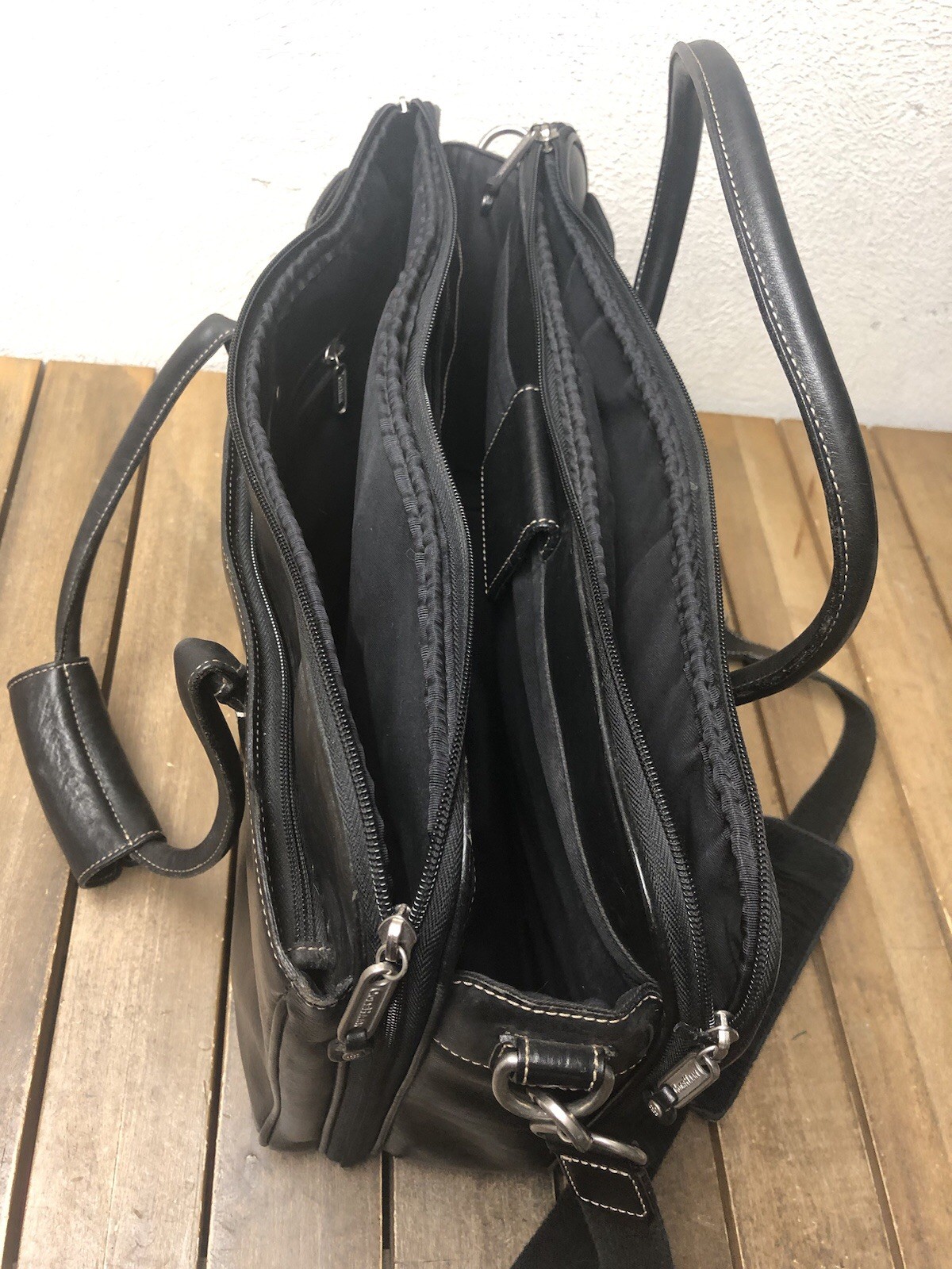 Cole Haan Crossbody Black Leather Heavy Briefcase Laptop Bag 6 Compartments EUC