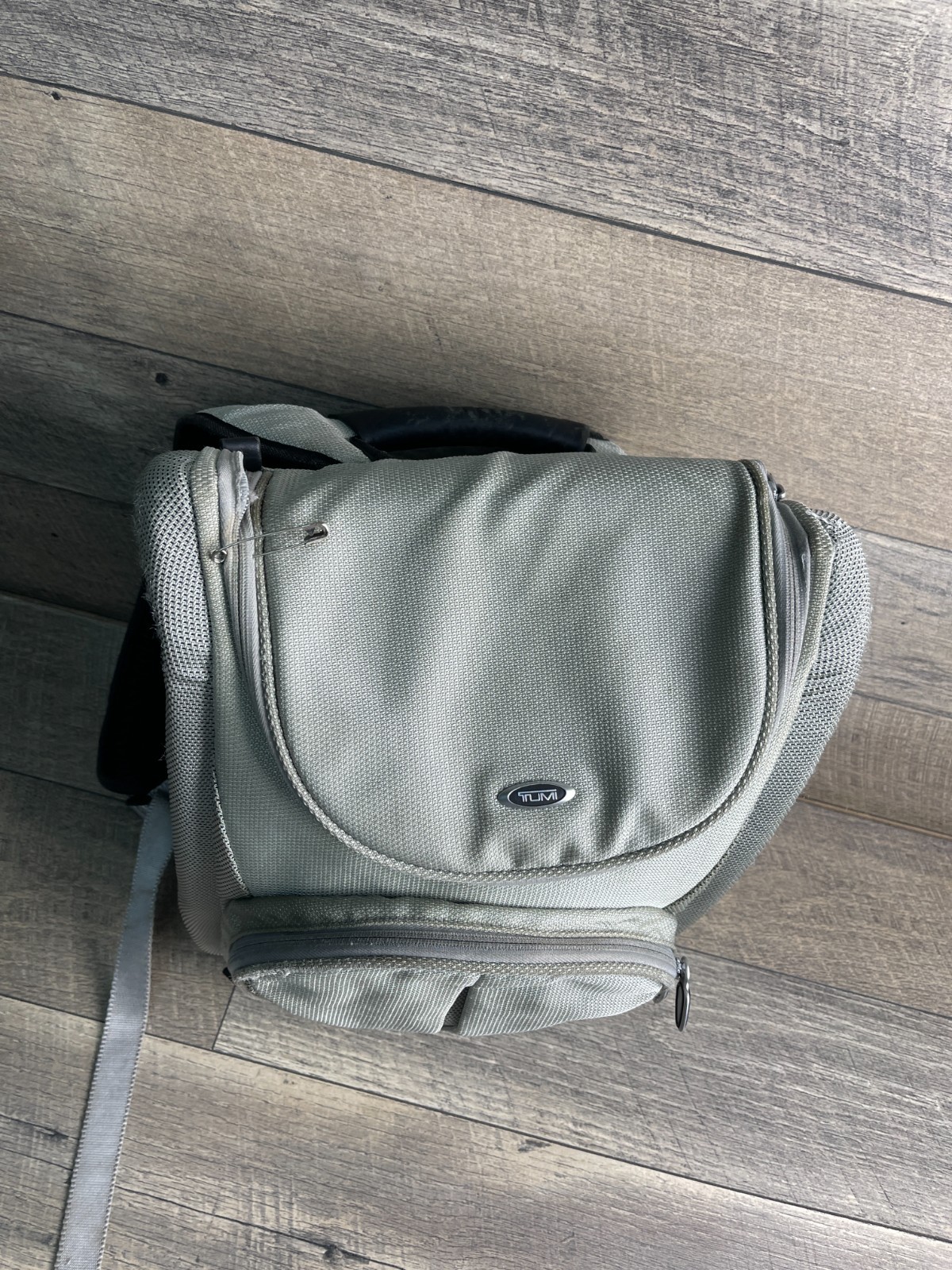 Tumi Backpack Computer Gray Zip Inner Pocket Laptop Sleeve Adjustable Shoulder