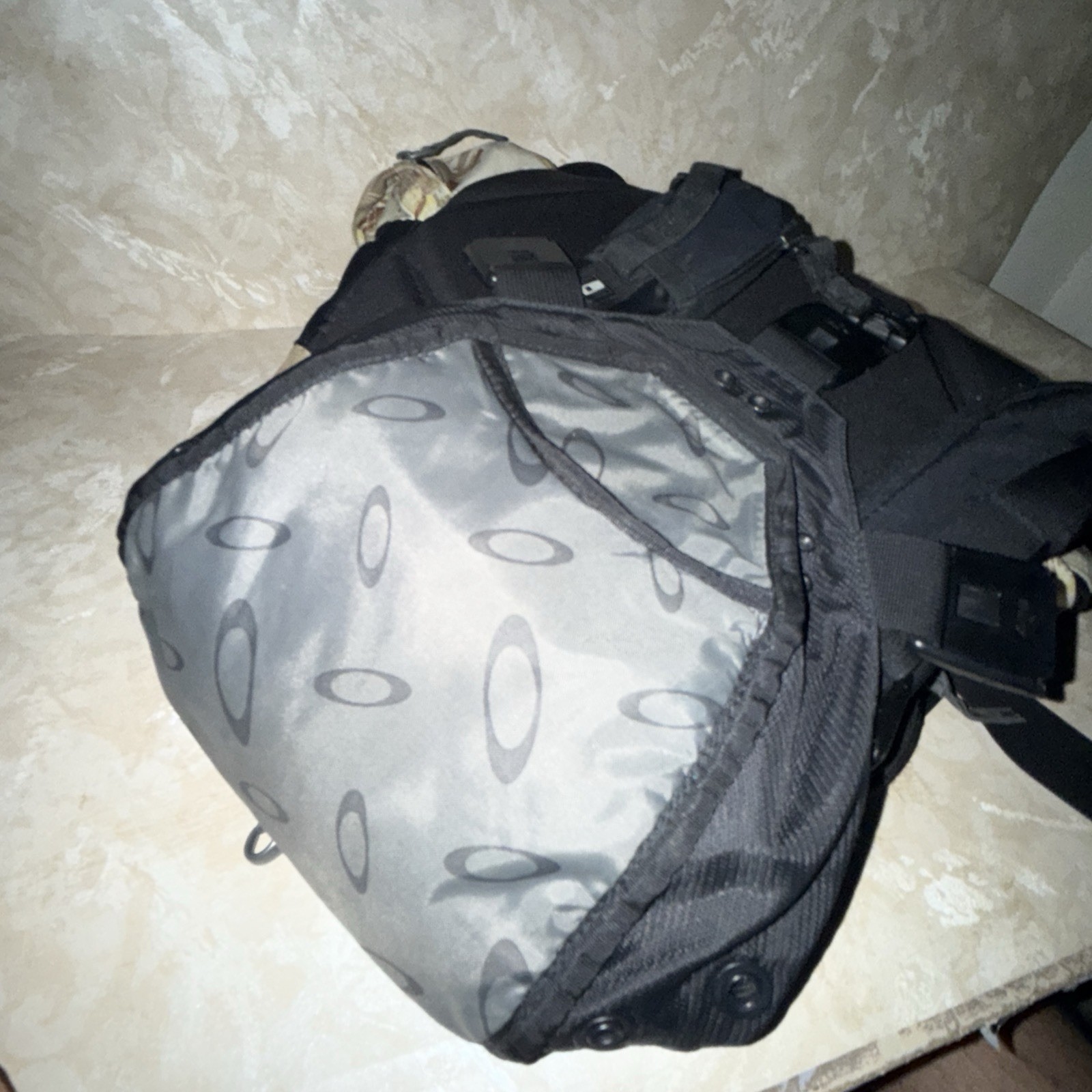 Oakley Icon Backpack Tactical Black Camo Military Rare Color SEE PICTURES