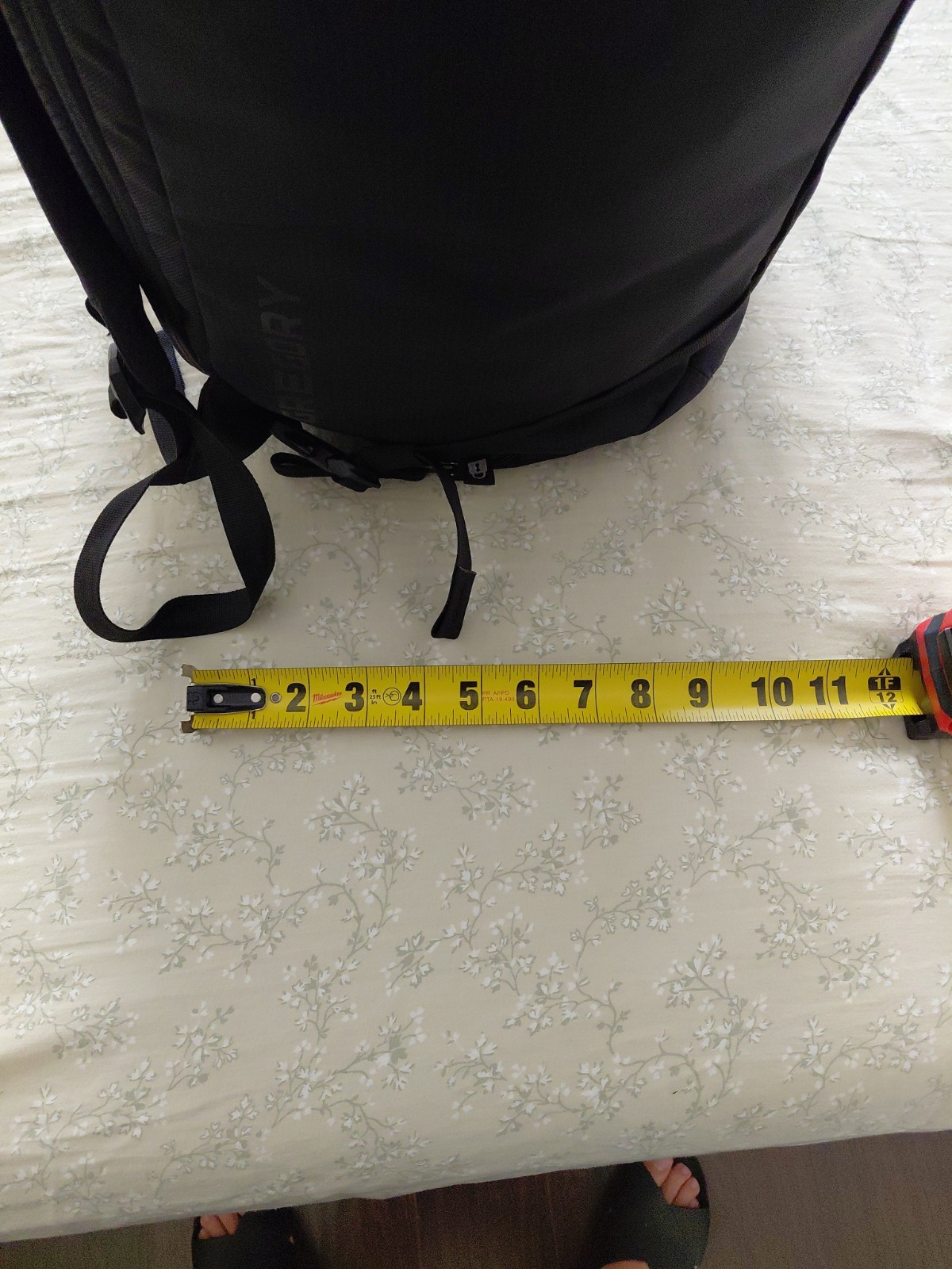 Gregory Compass 40, Laptop Compartment And 2 Zippered Pockets, For Travel