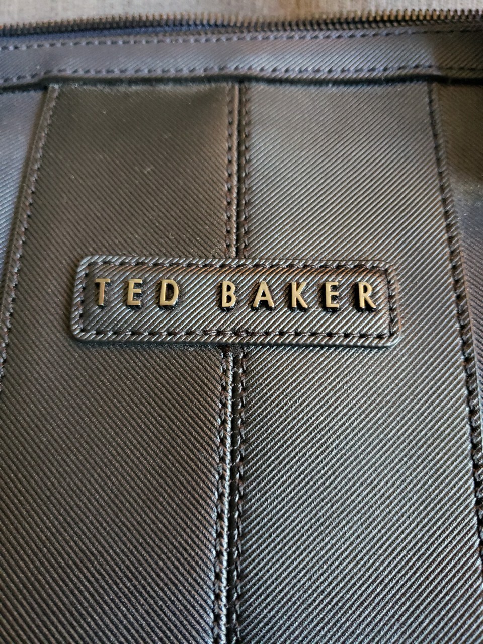 Ted Baker – Vin Twill PU Document Bag – Color Navy And Black. Bloomingdale’s!