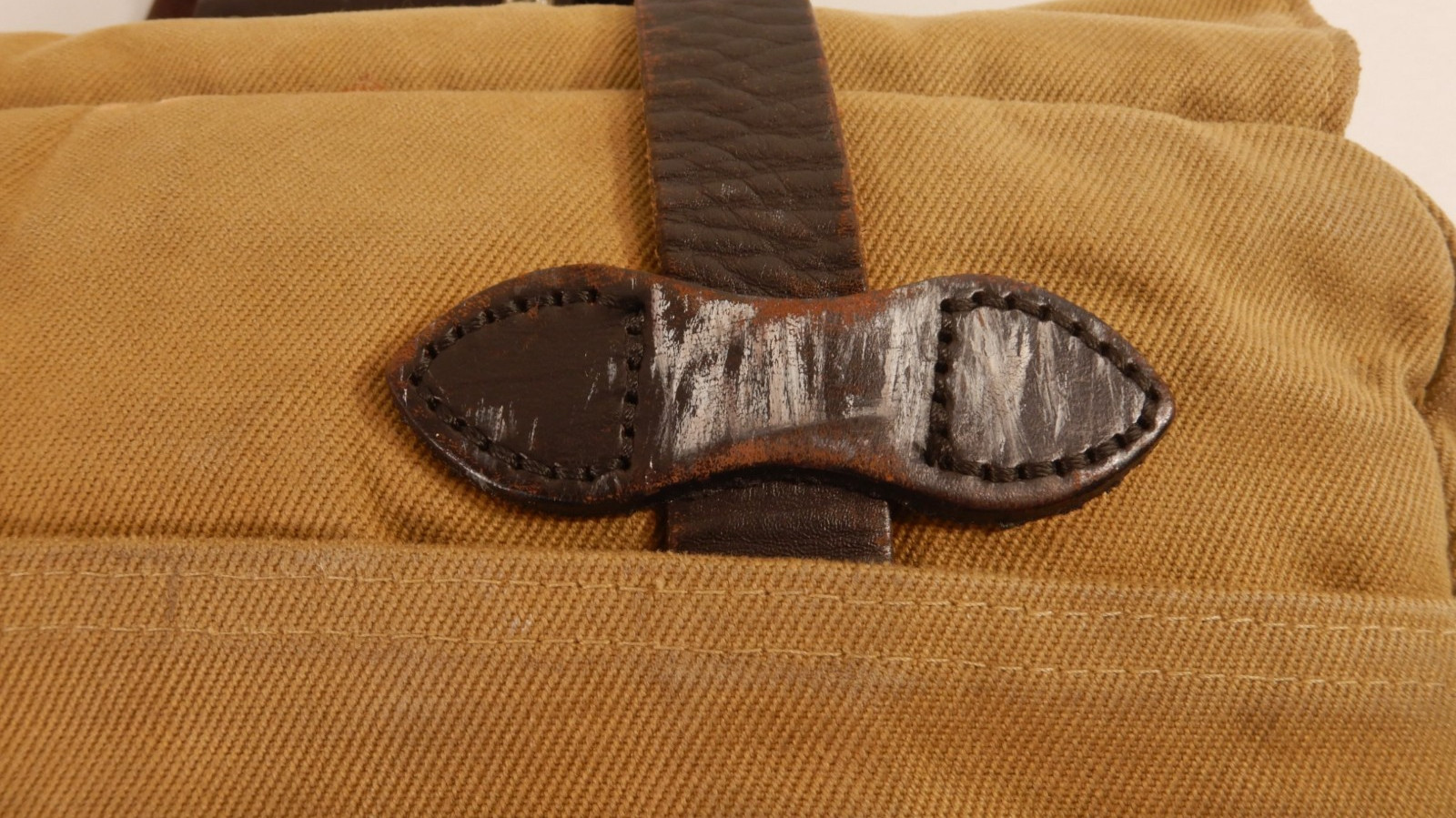 Filson 70257 Tan Rugged Twill Briefcase Computer Bag no strap