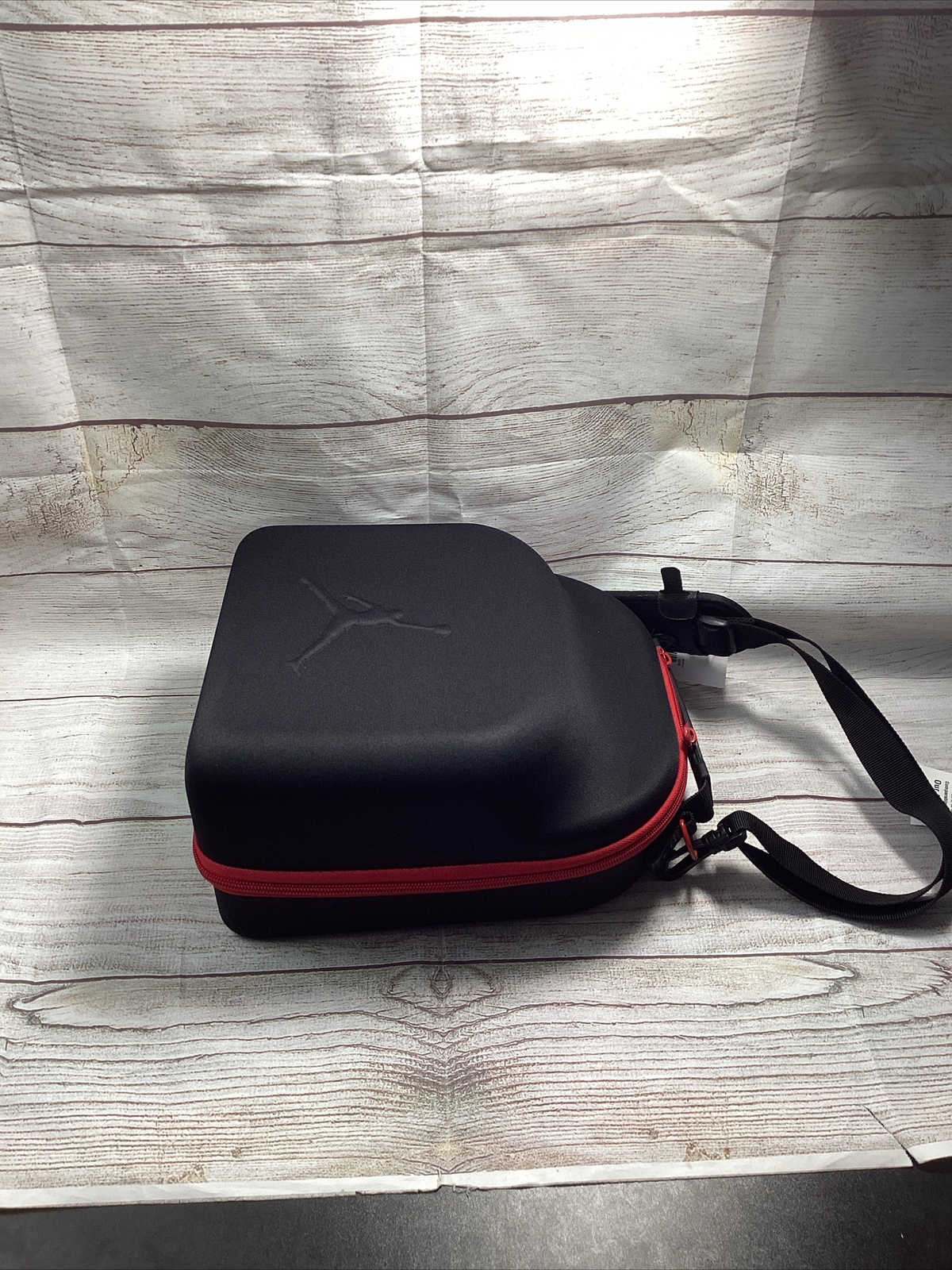 NIKE Air Jordan Hat Case Jumpman Protective BAG BRED MA0763 One Size